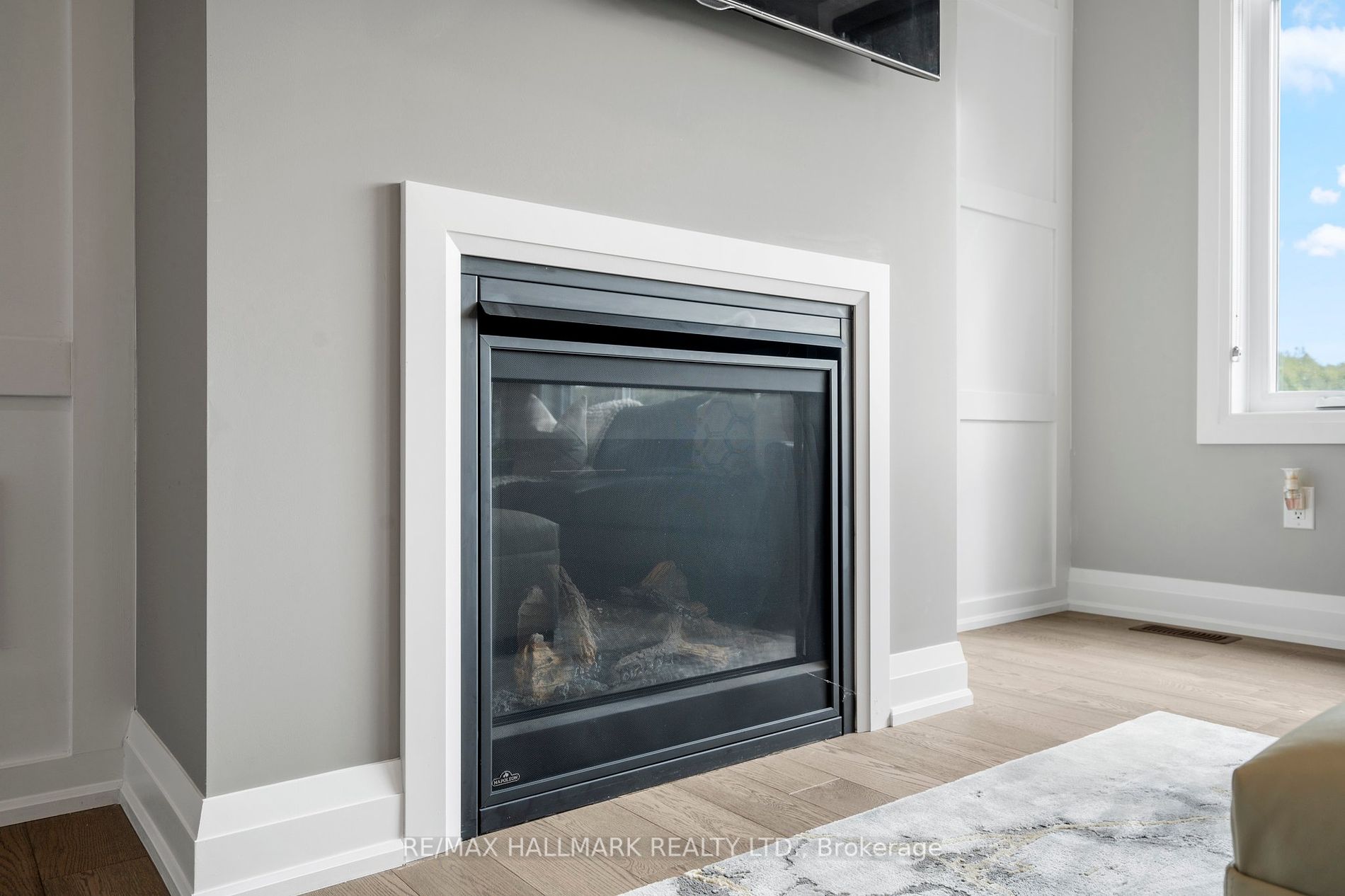 51 Charles Tilley Cres