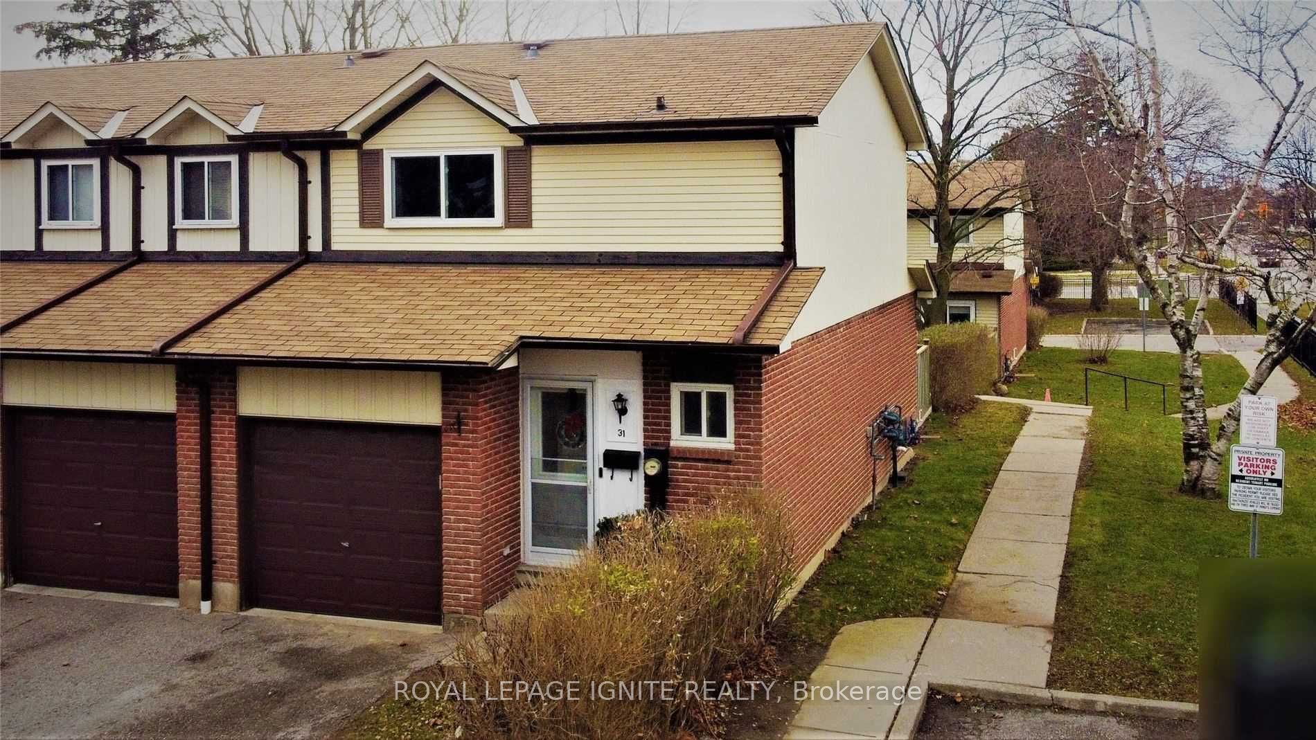 31 Parker Cres, #17