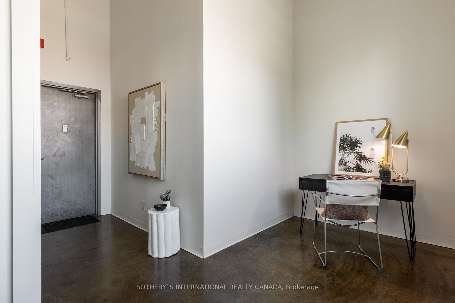 1173 Dundas Street E, #216