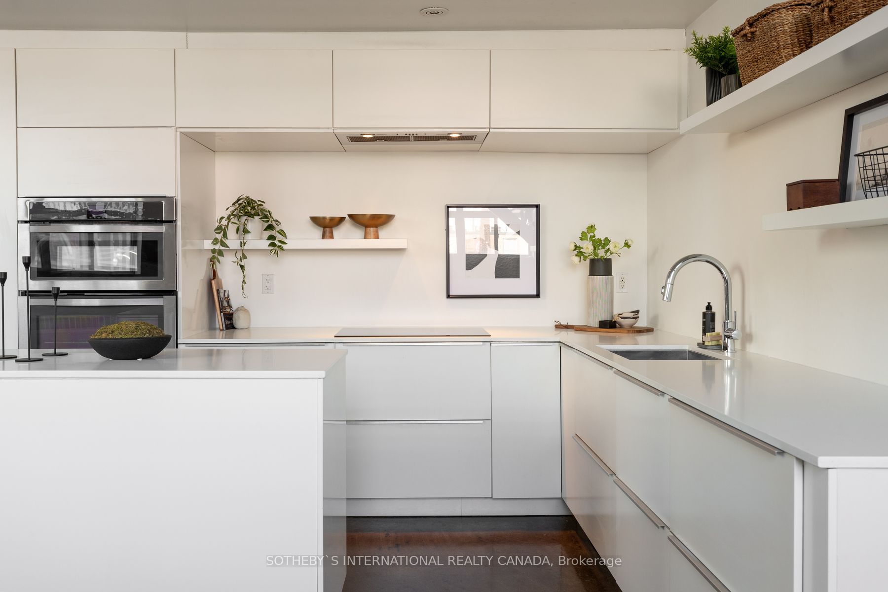 1173 Dundas Street E, #216