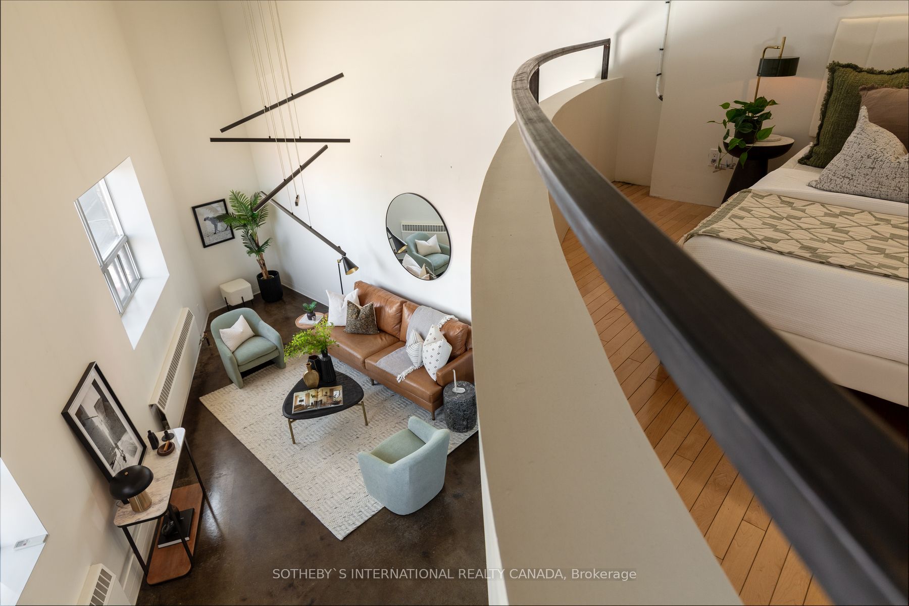 1173 Dundas Street E, #216