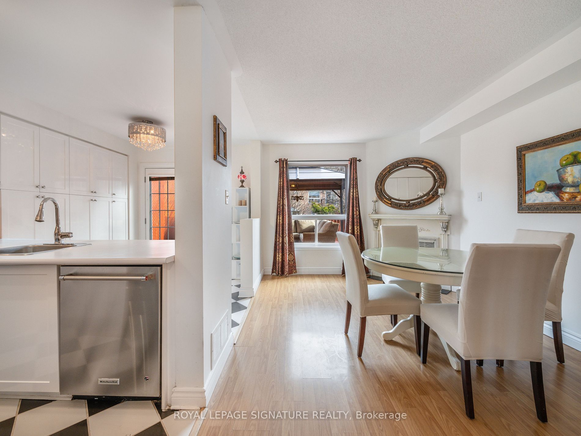 6 Twigg Dr
