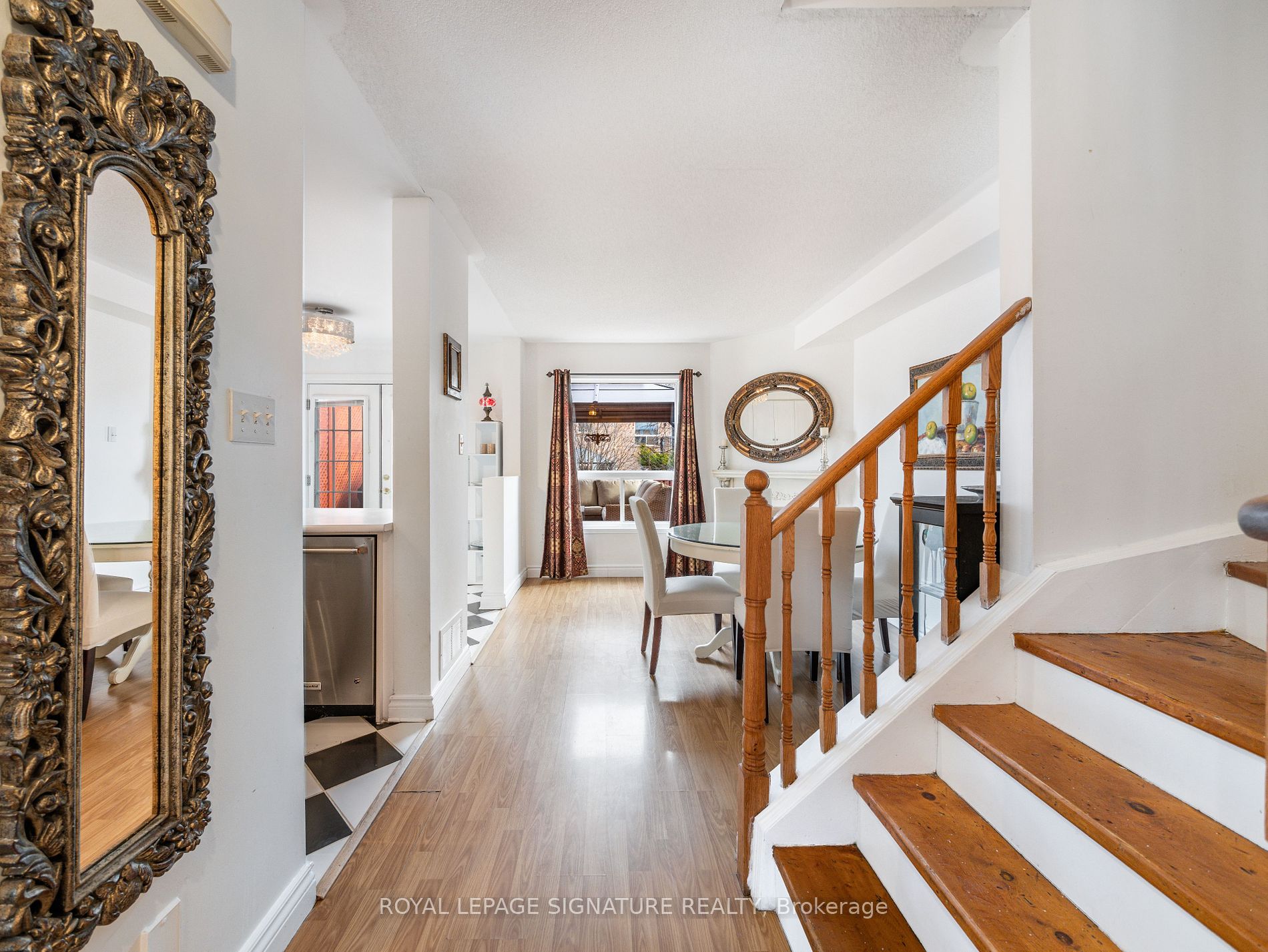 6 Twigg Dr