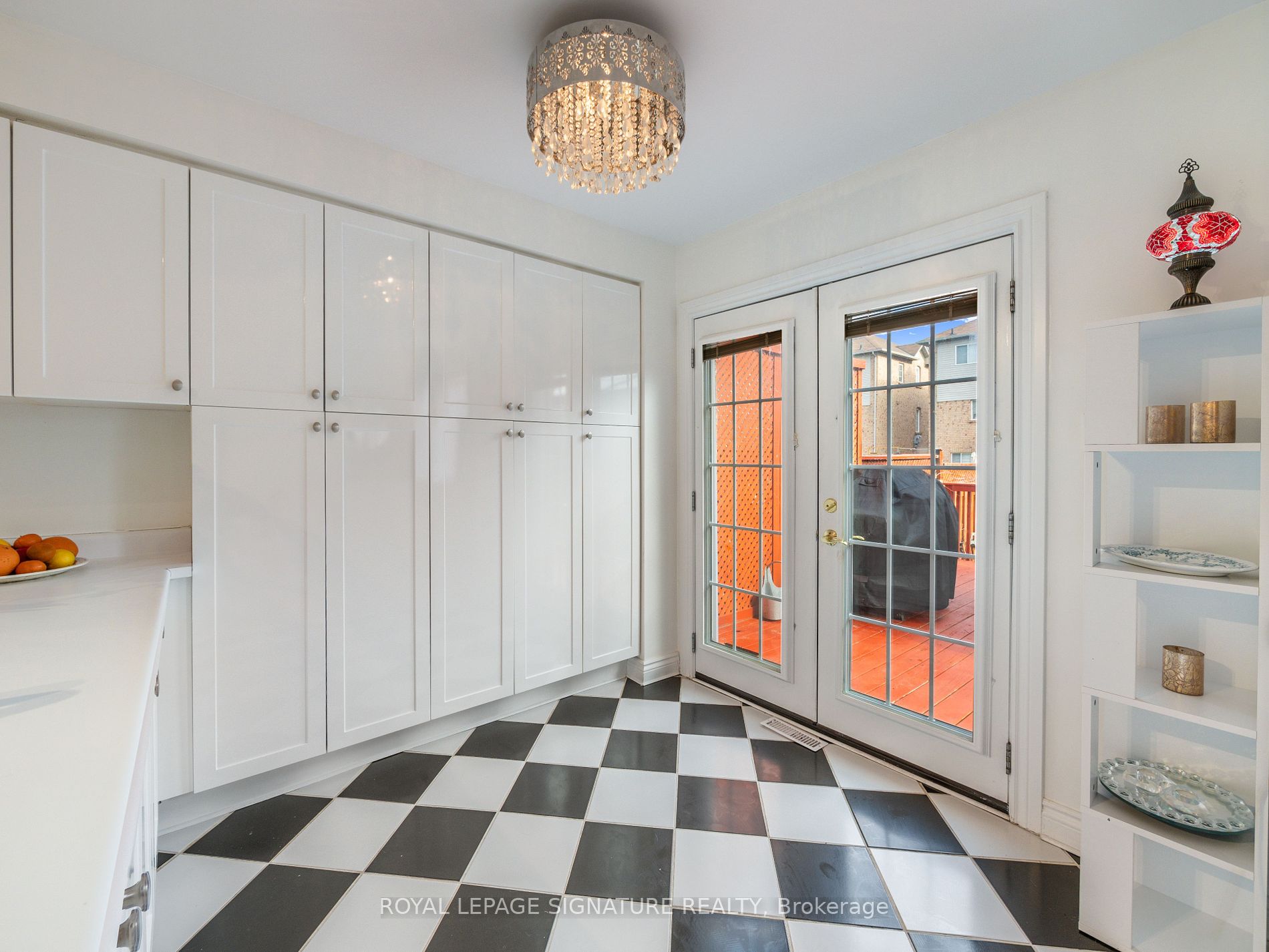 6 Twigg Dr