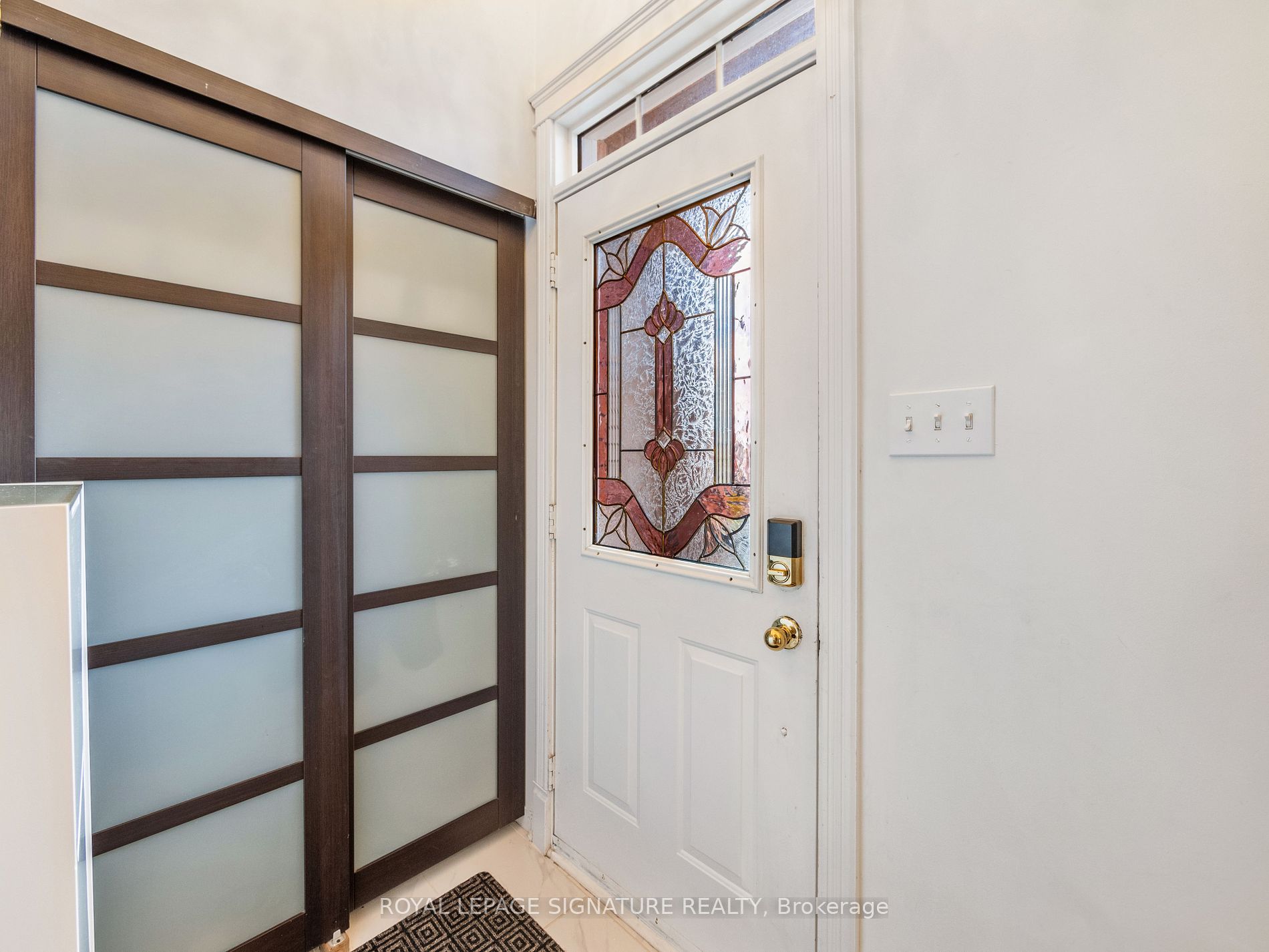 6 Twigg Dr