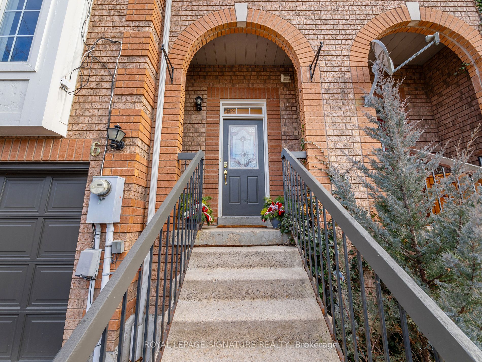 6 Twigg Dr