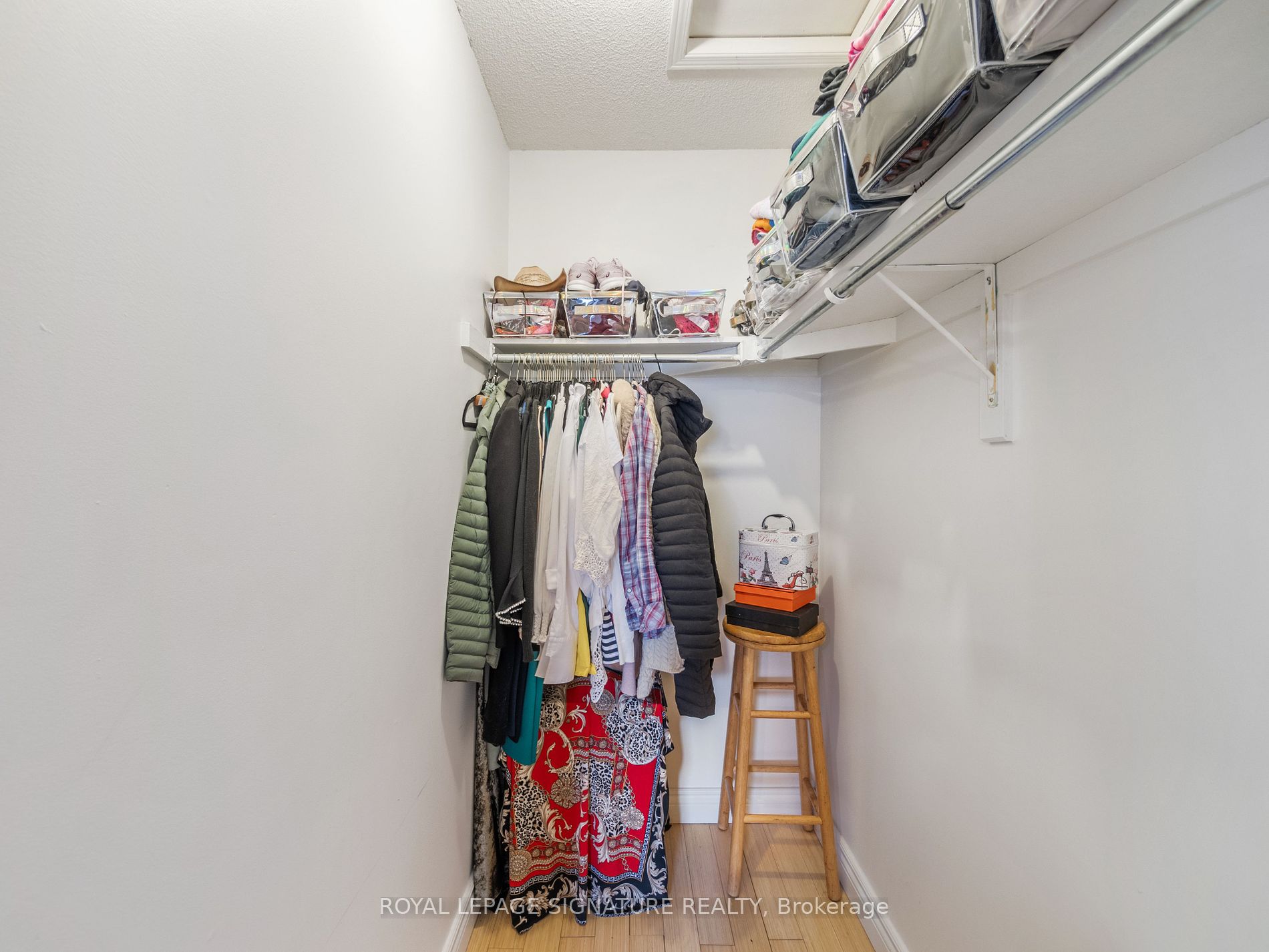 6 Twigg Dr