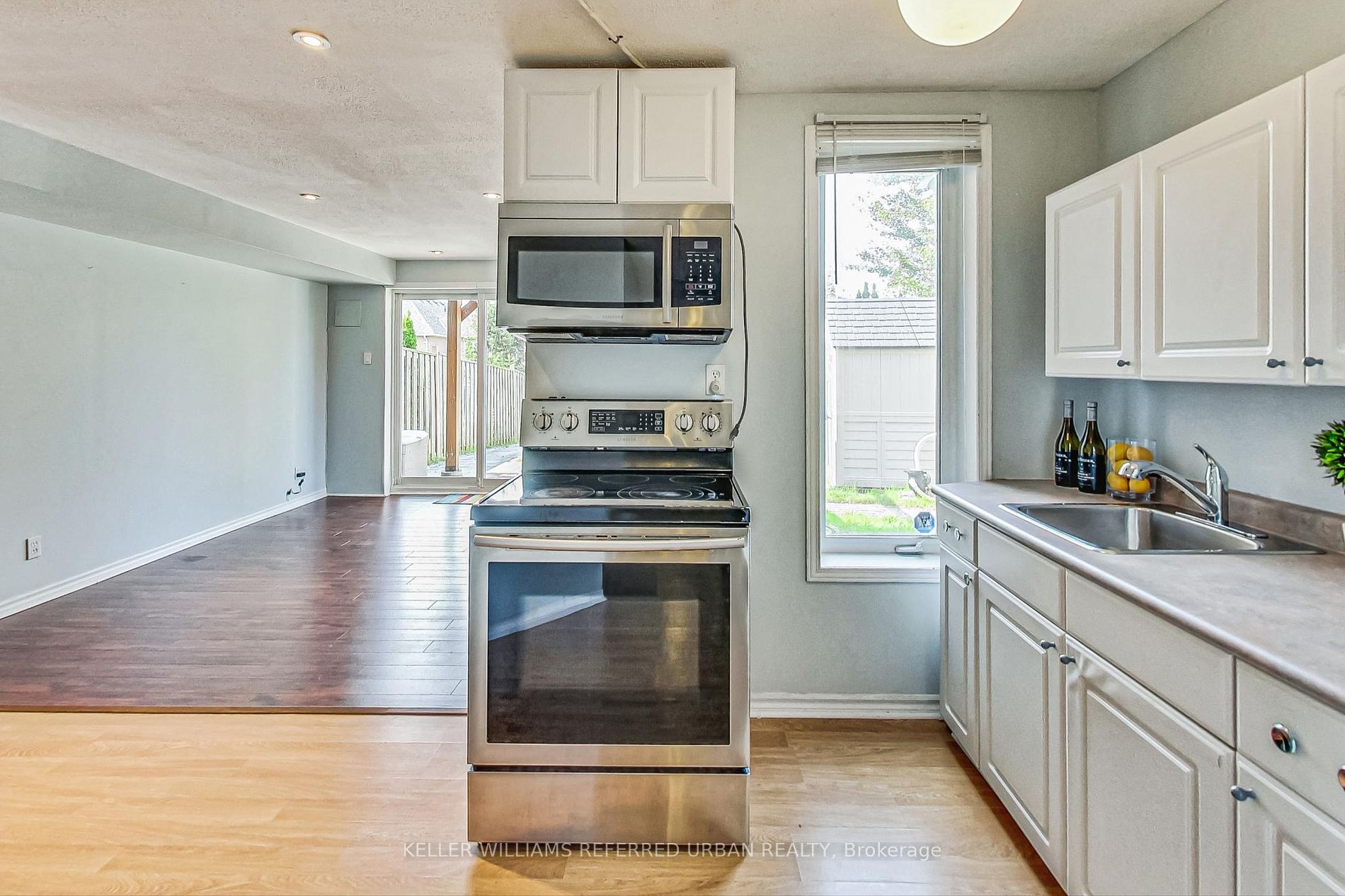 30 Dooley Cres