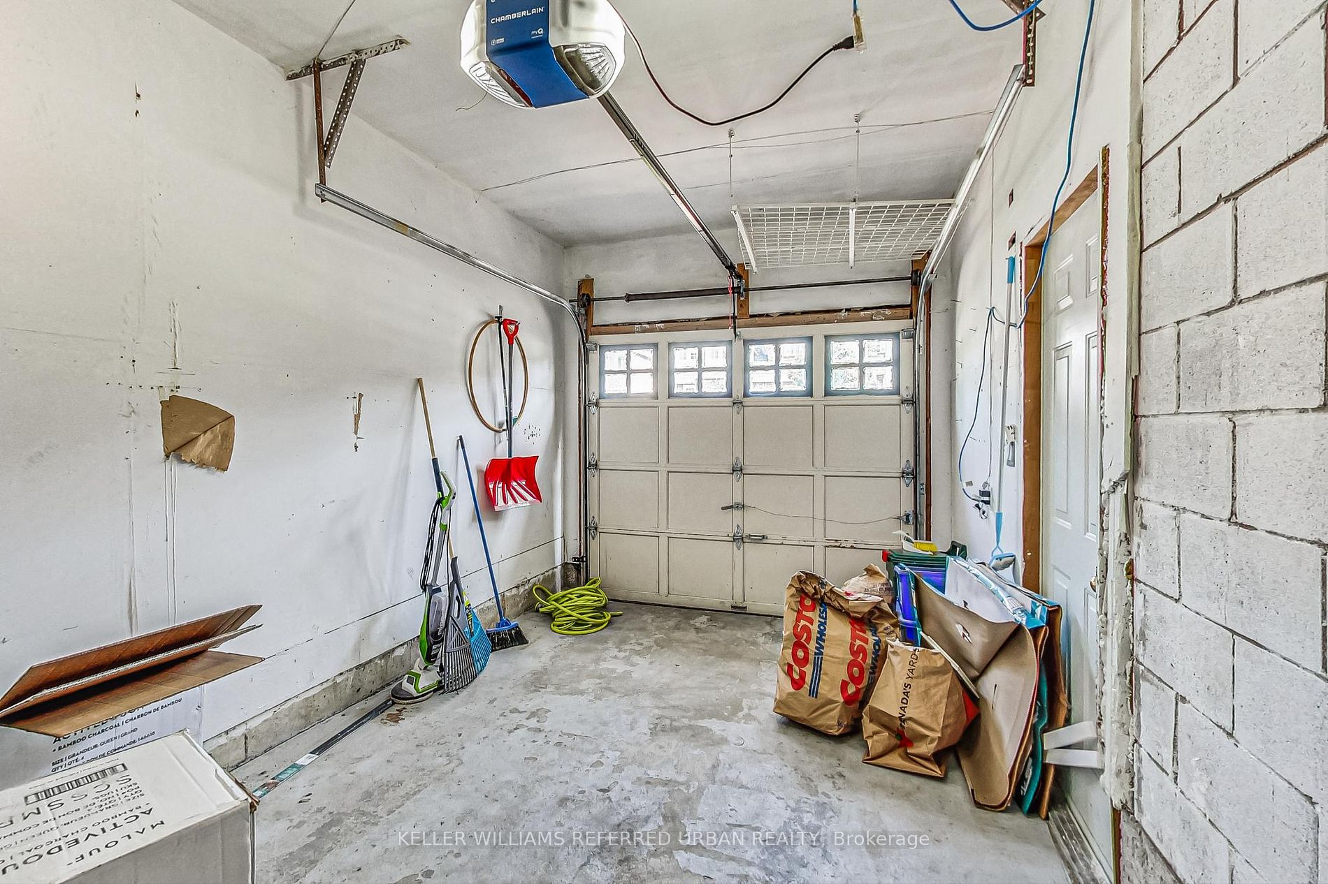 30 Dooley Cres