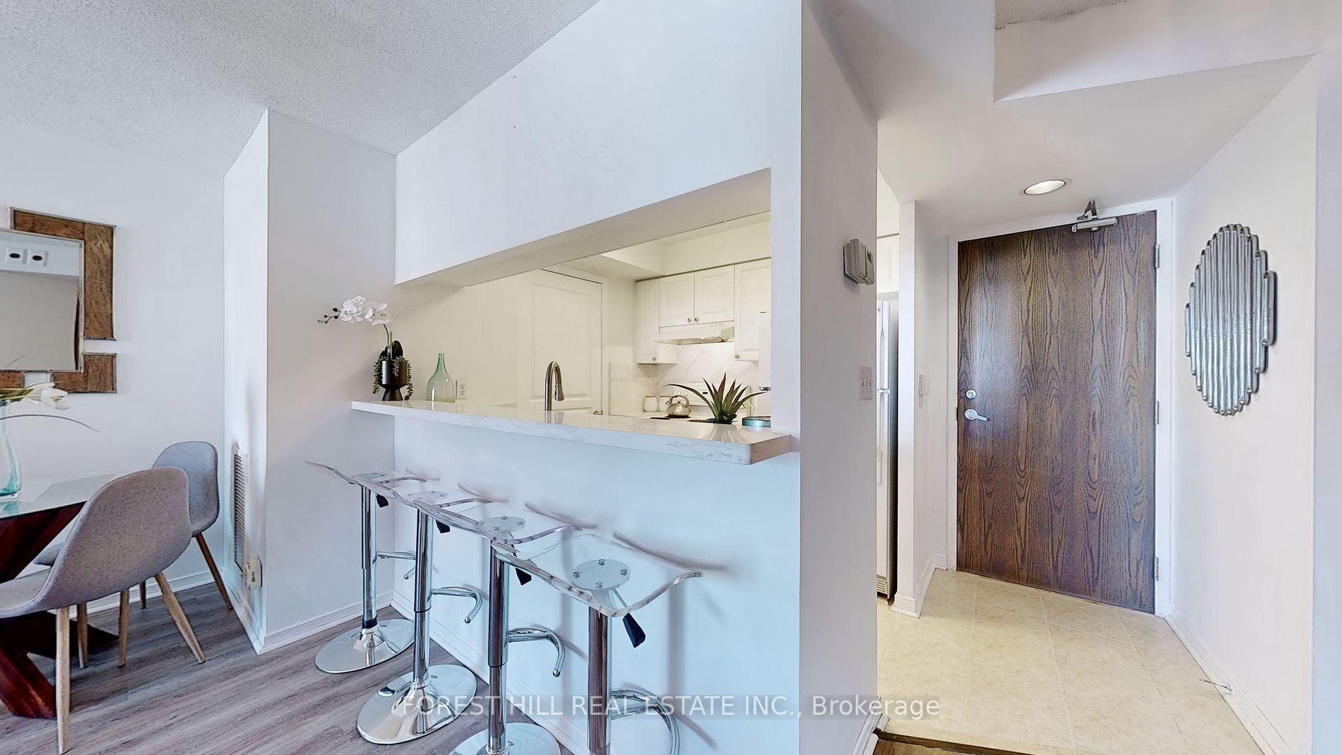 1765 Queen St E, #306