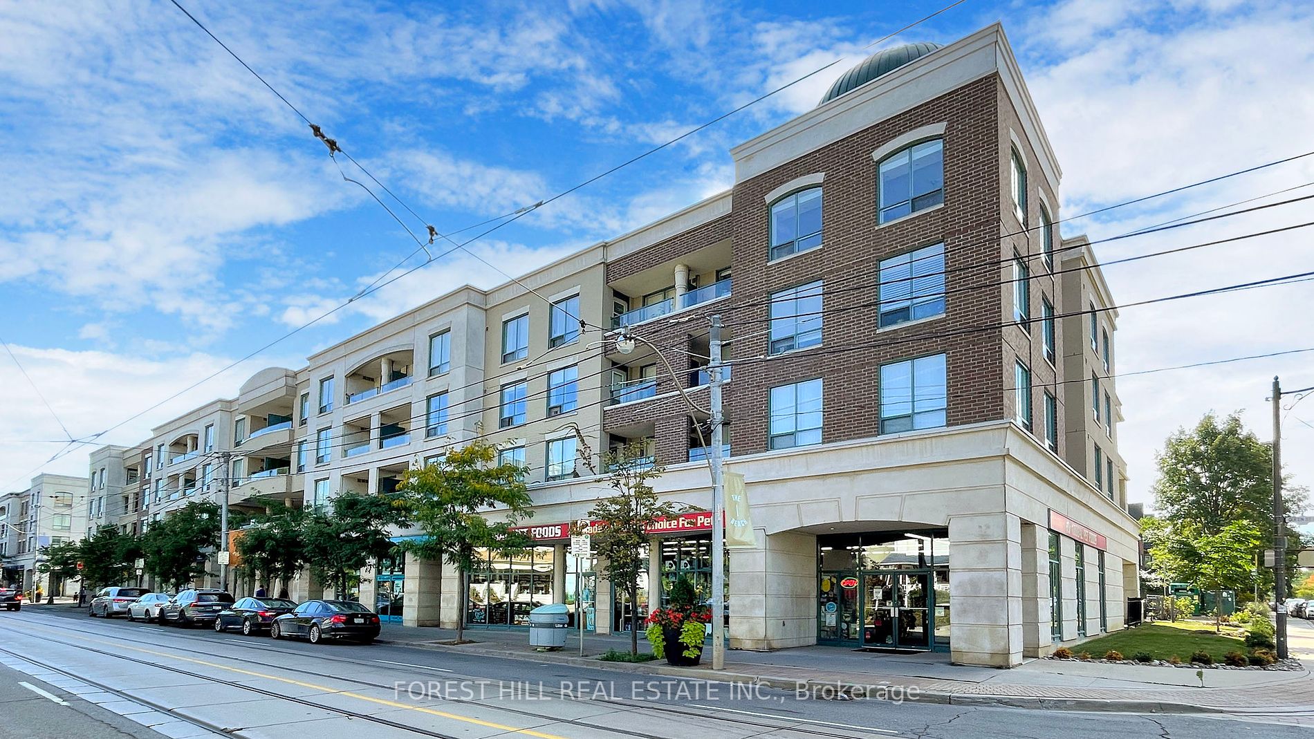 1765 Queen St E, #306