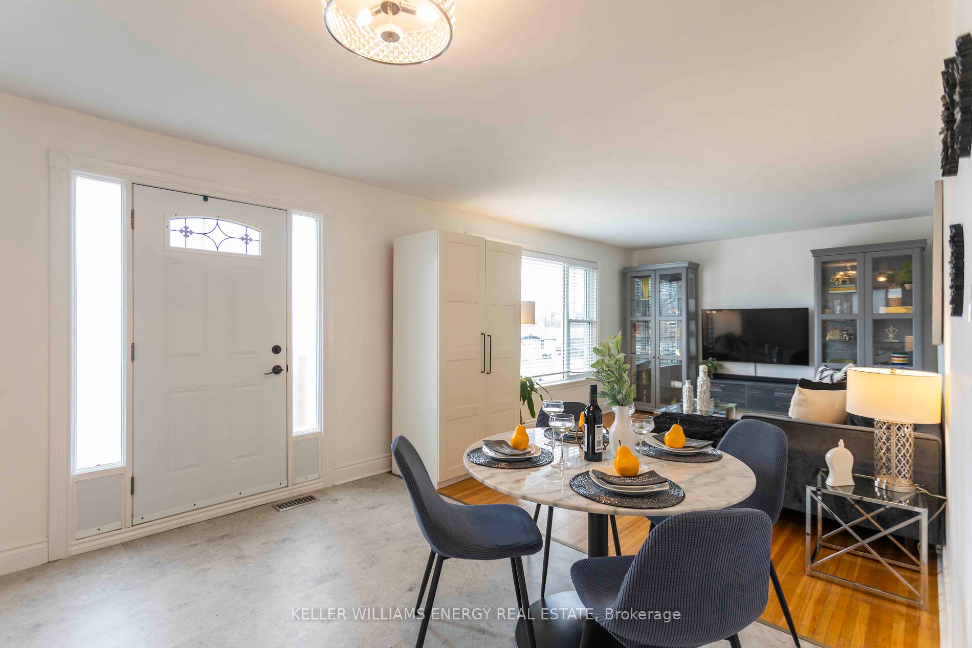 924 Greenwood Cres