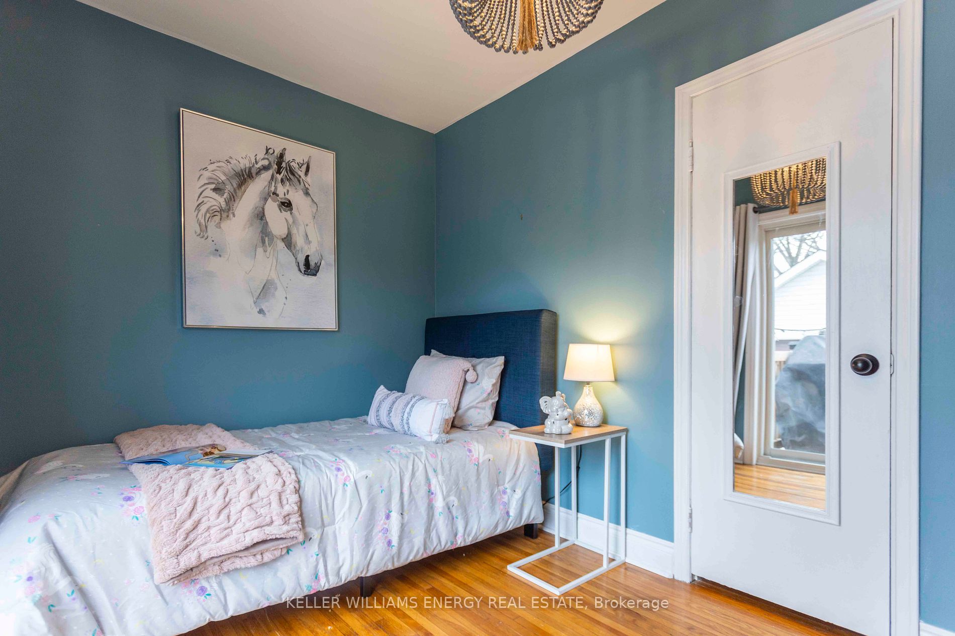 924 Greenwood Cres