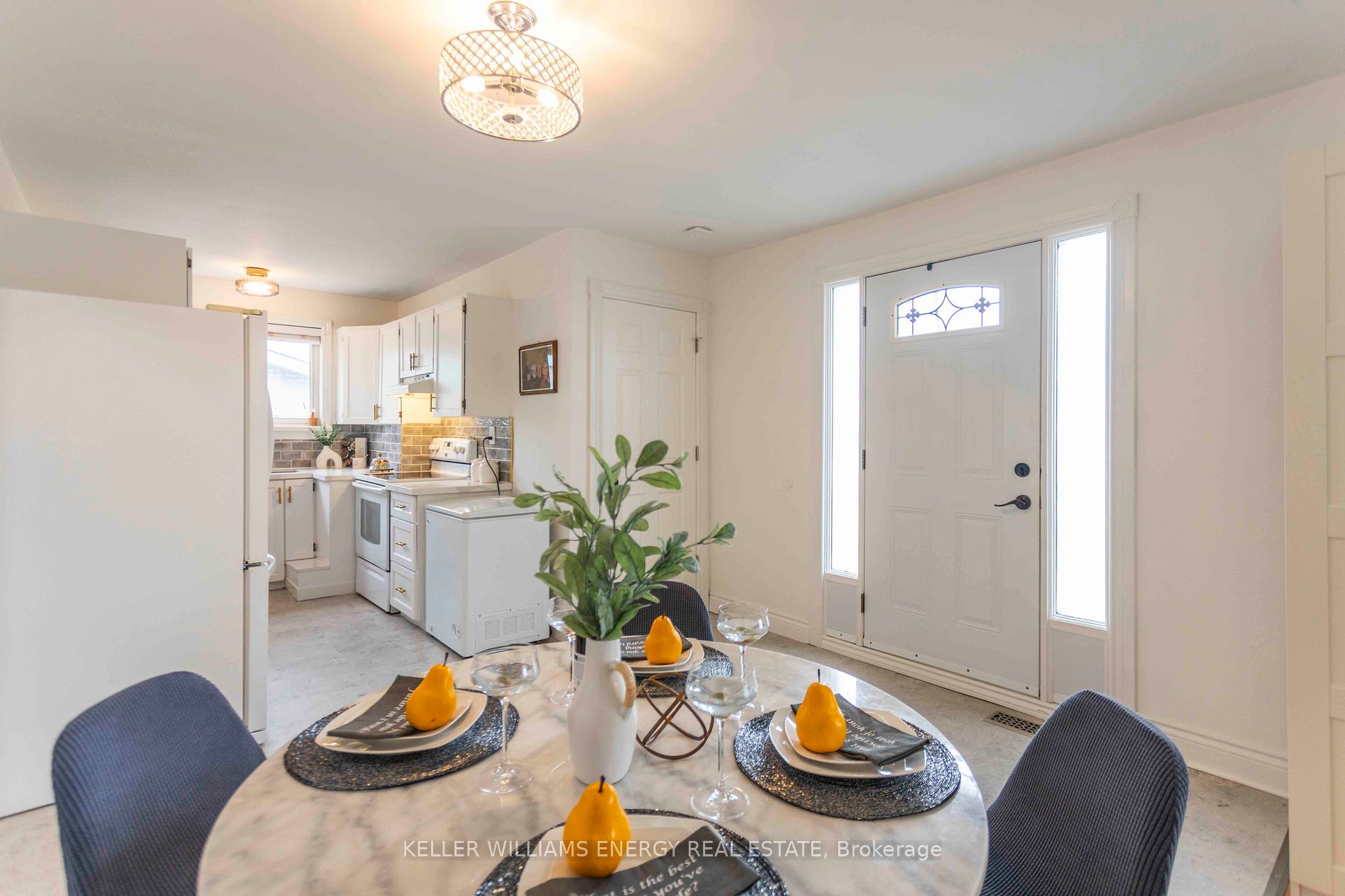 924 Greenwood Cres