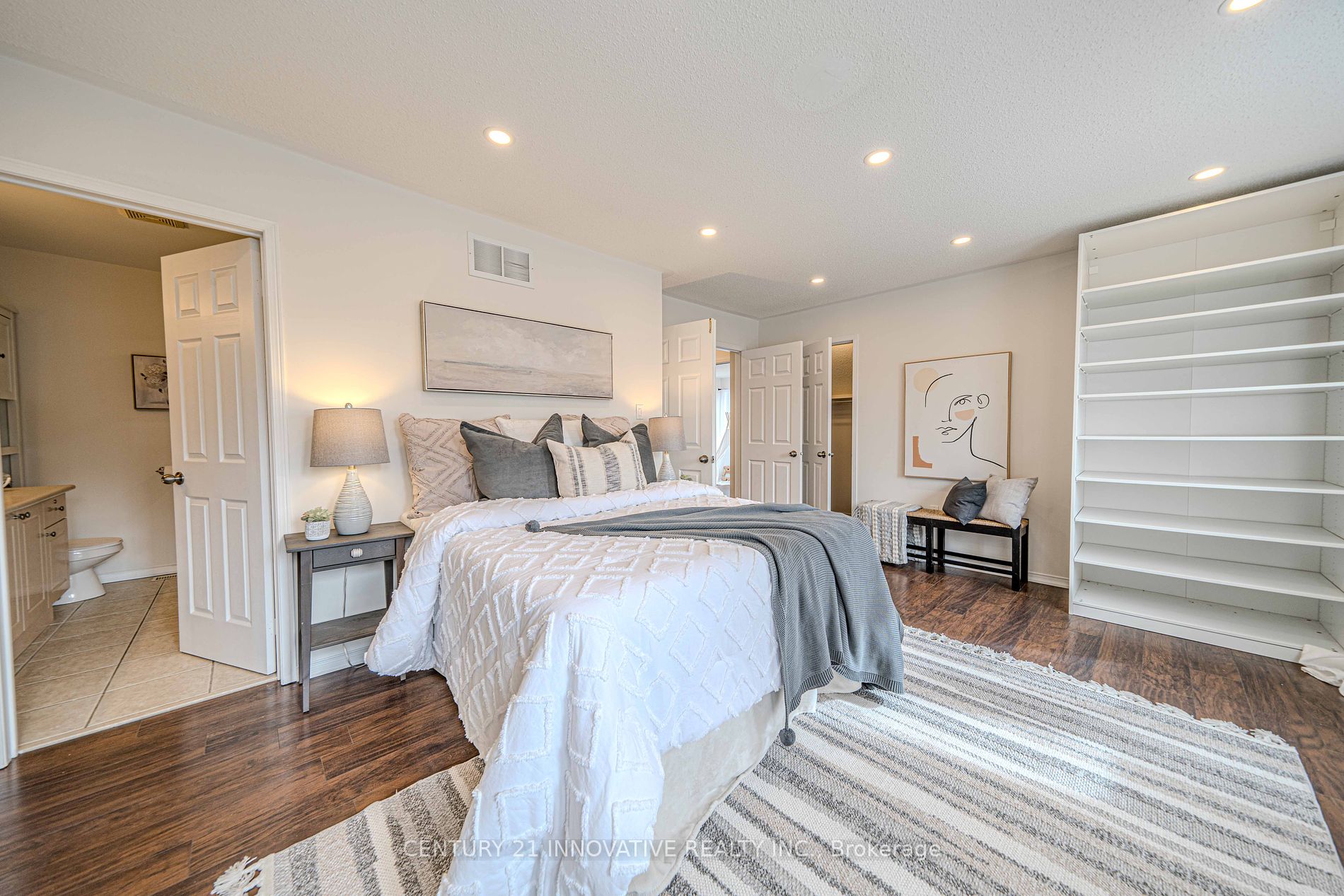 9 Moynahan Cres