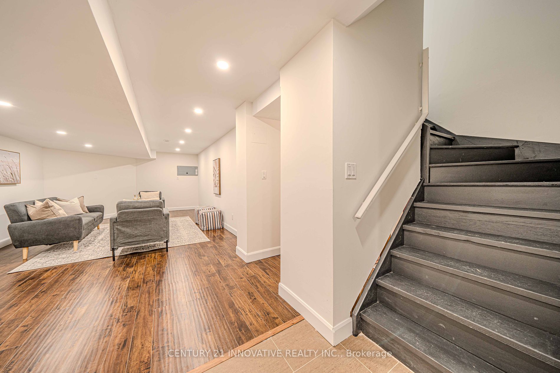 9 Moynahan Cres