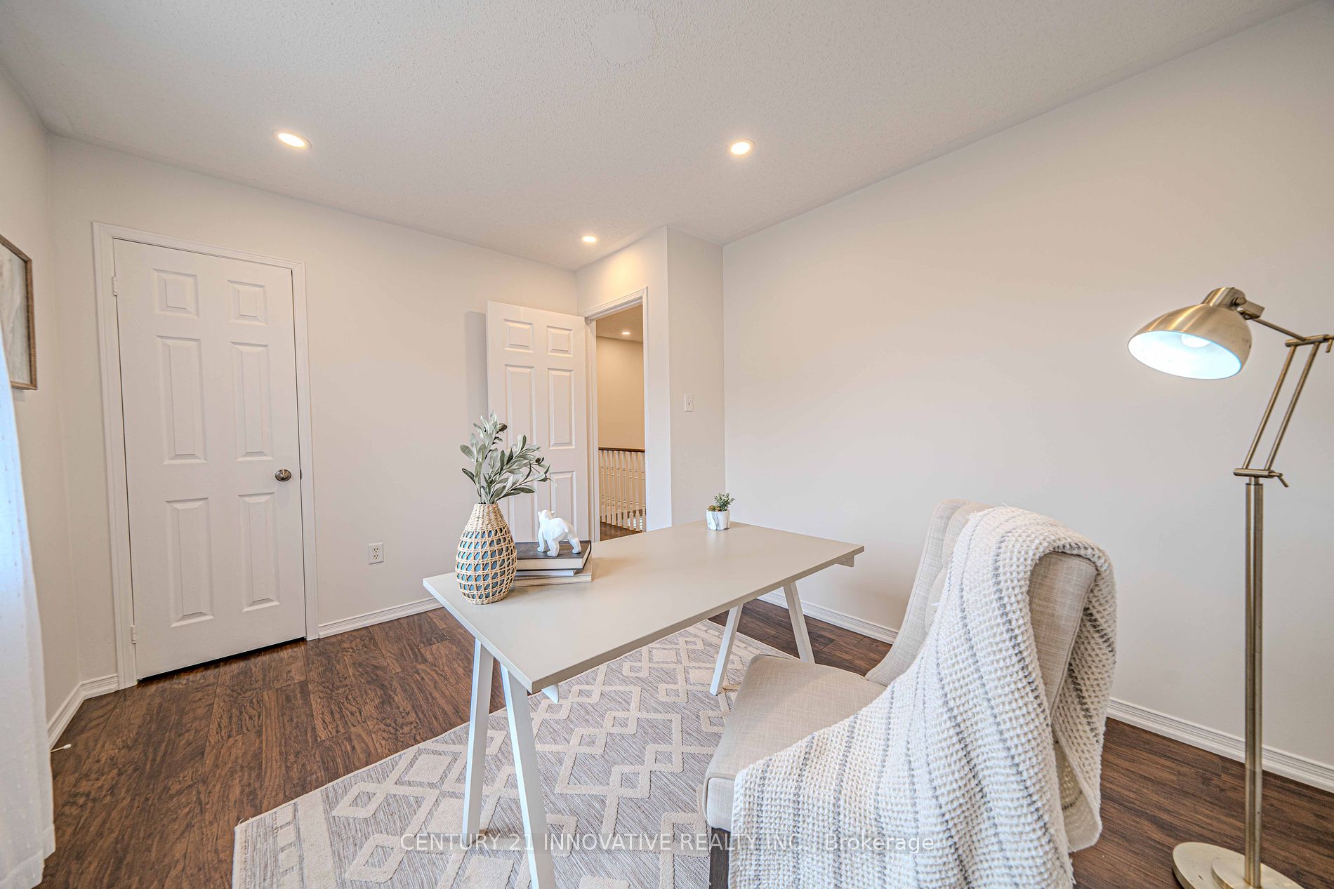 9 Moynahan Cres