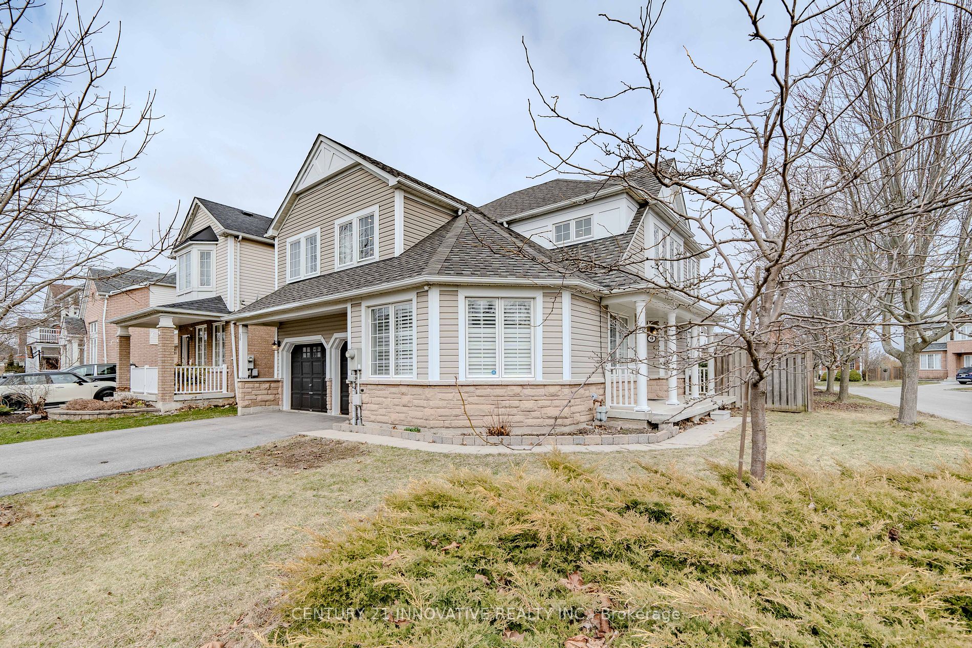 9 Moynahan Cres