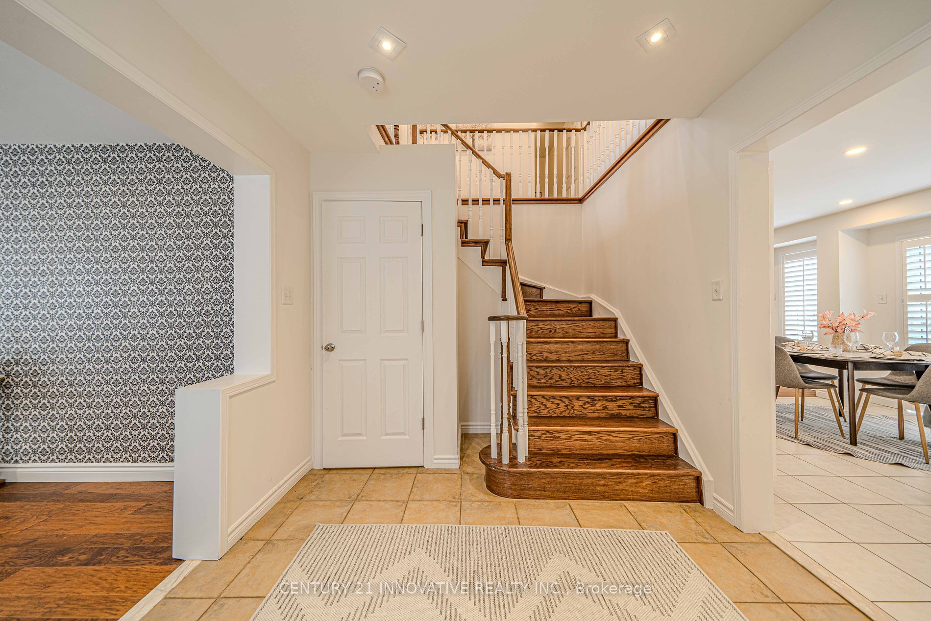 9 Moynahan Cres