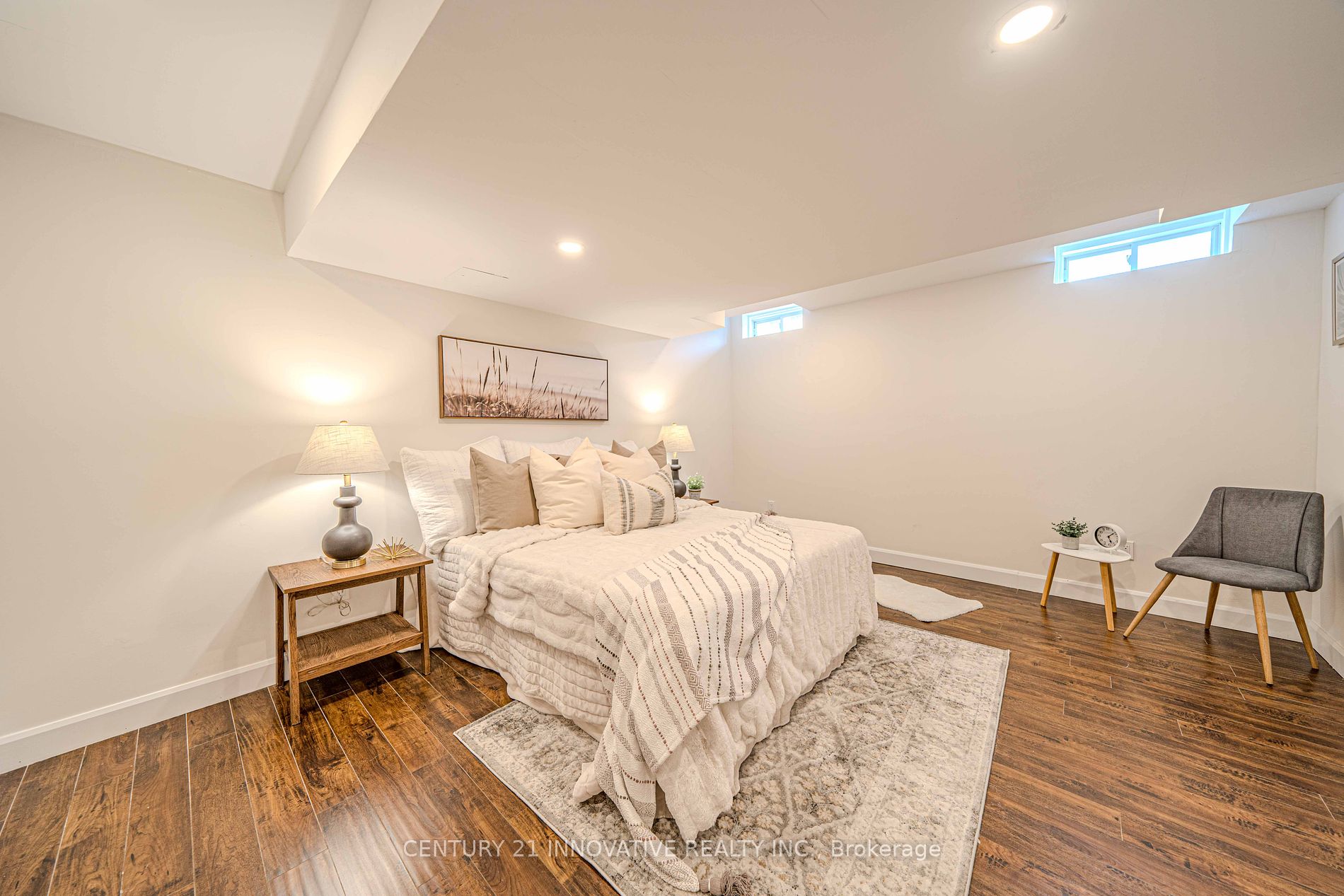 9 Moynahan Cres
