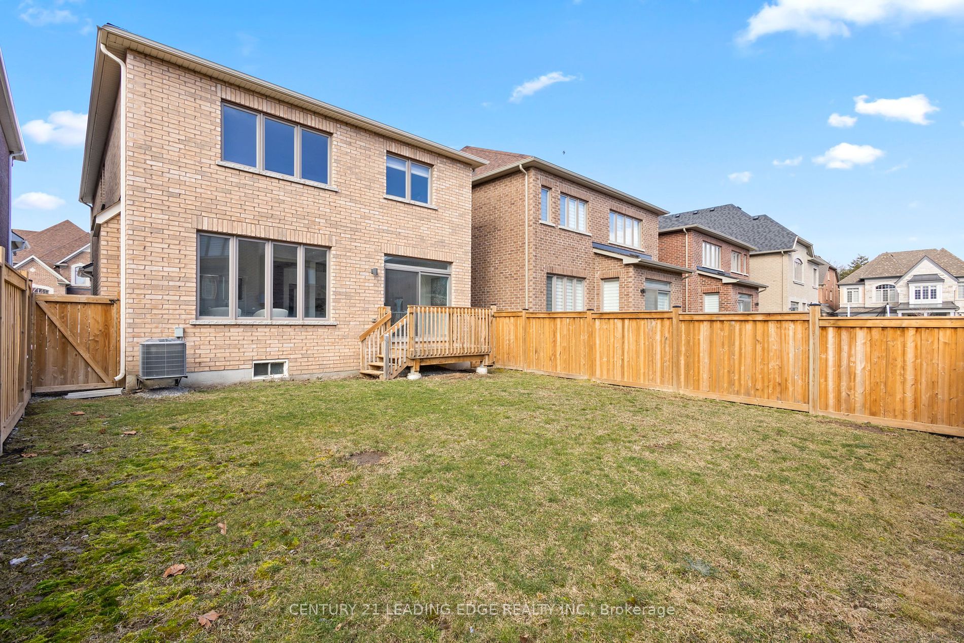 21 Blenheim Circ