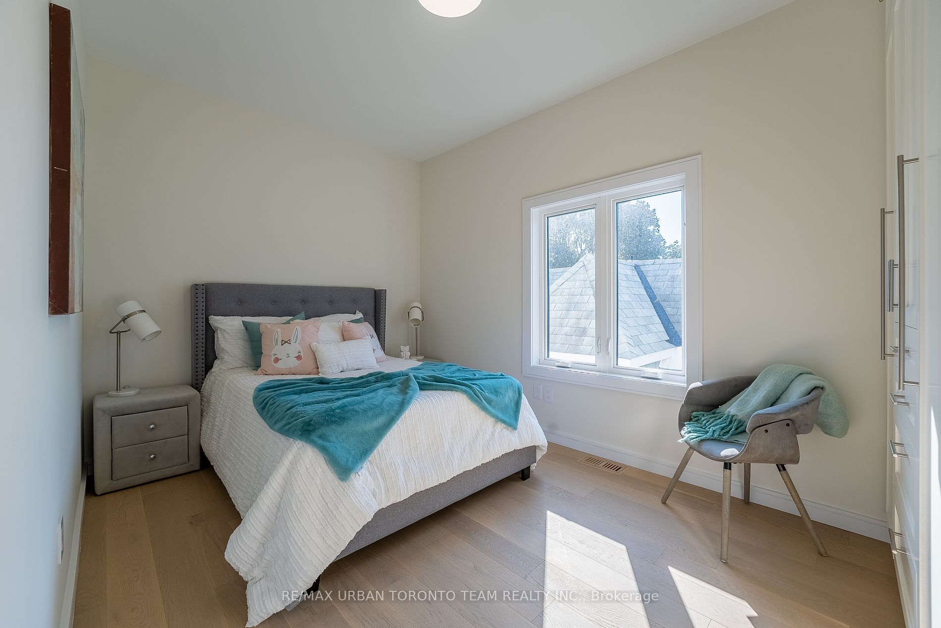 141 Kalmar Ave