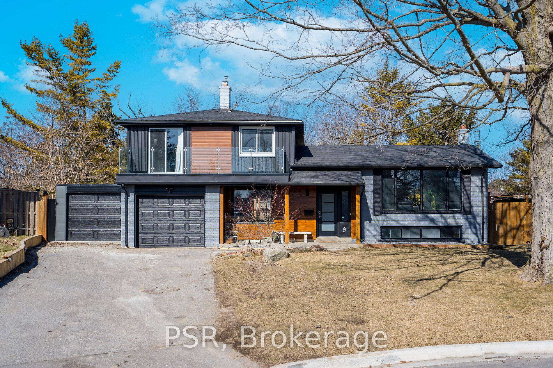 9 Farley Crt