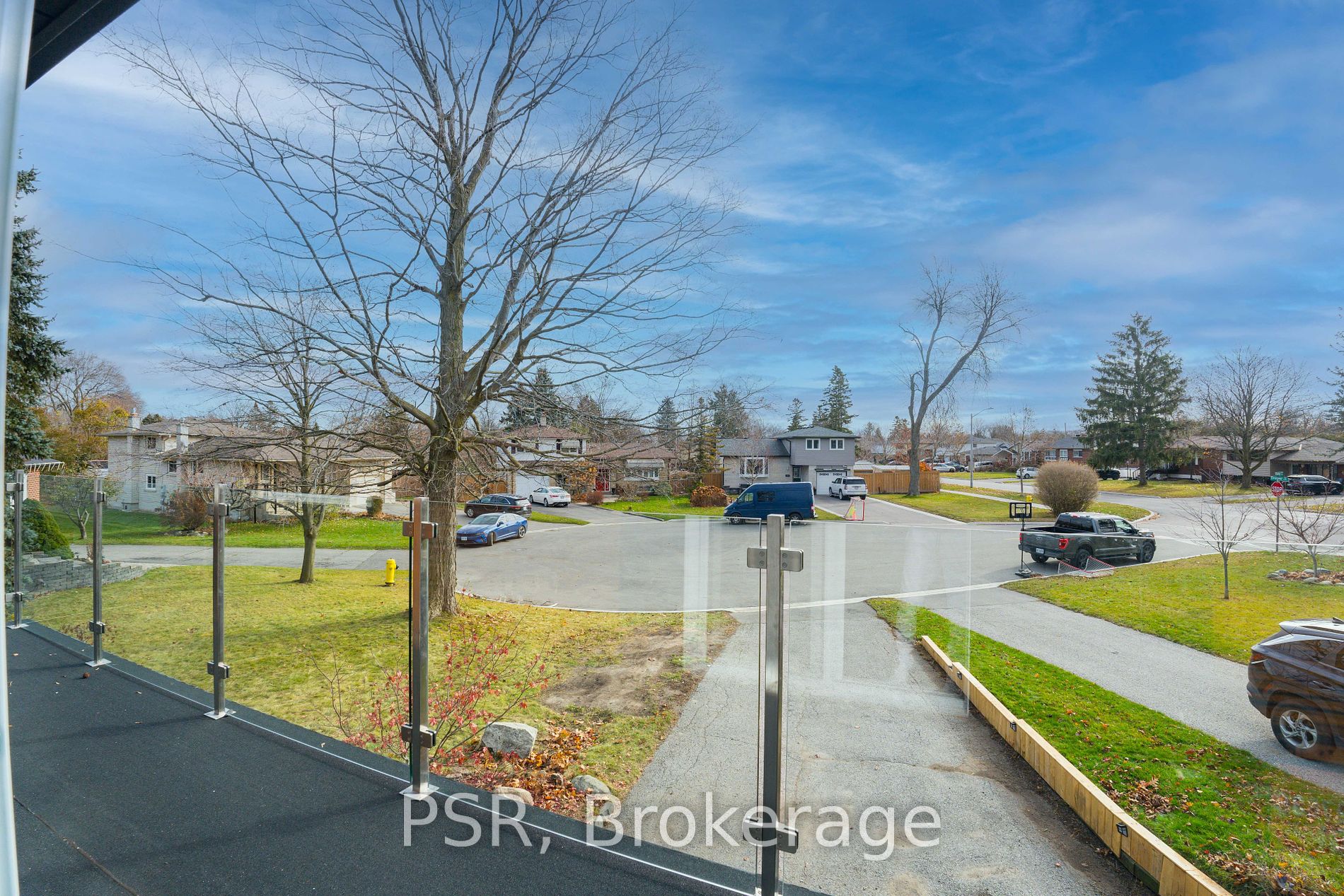 9 Farley Crt