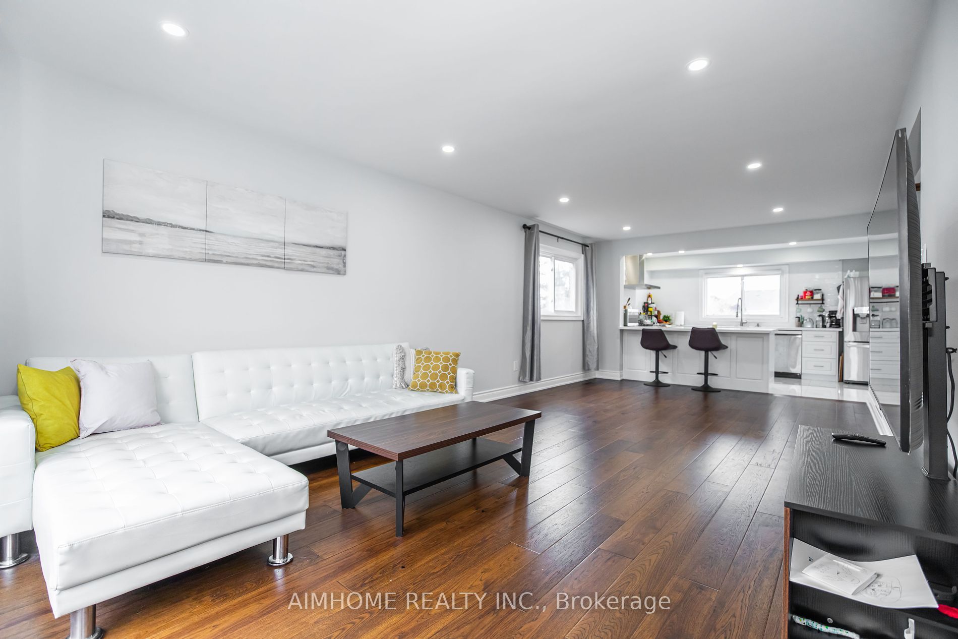 26 Hawkstone Cres