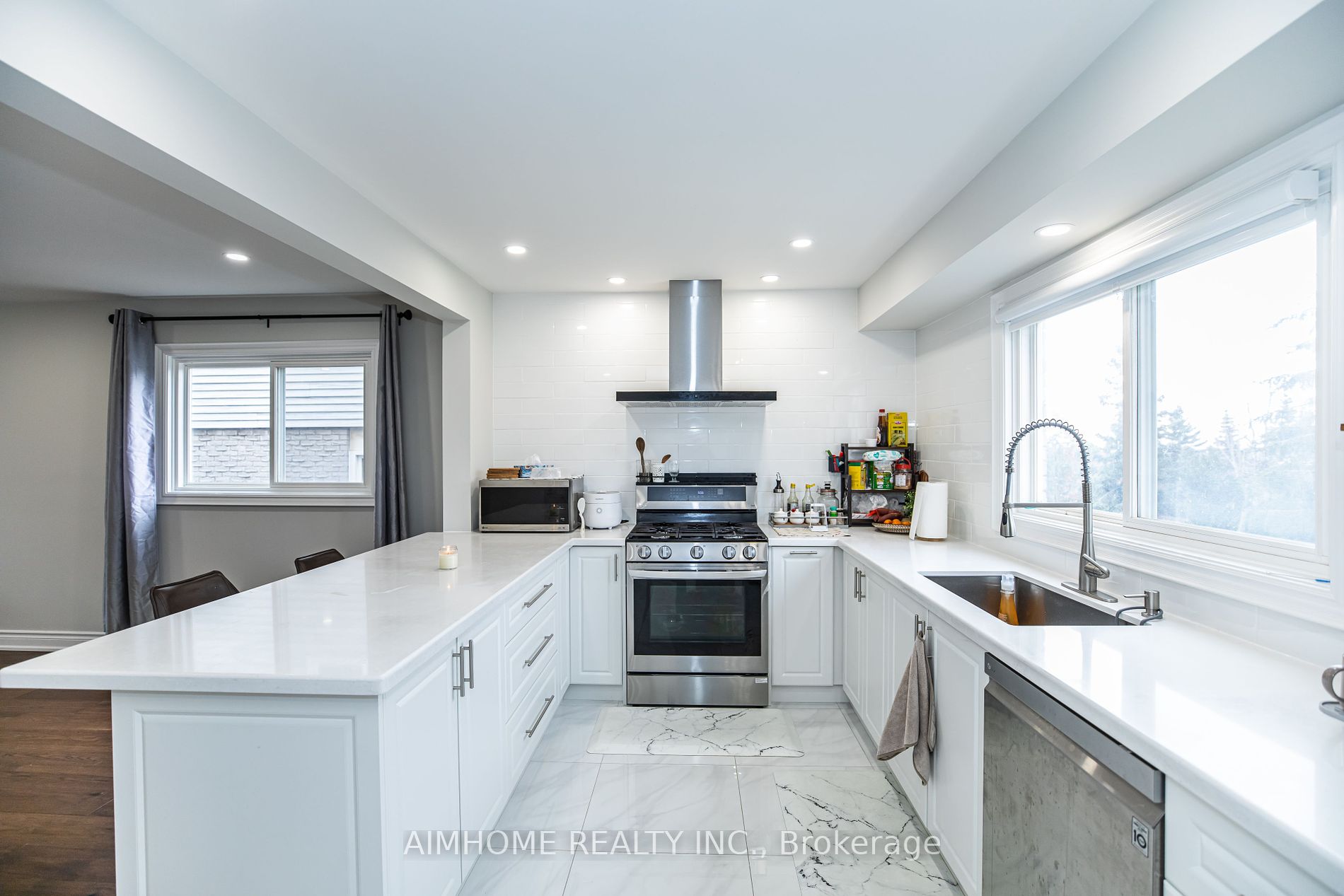 26 Hawkstone Cres