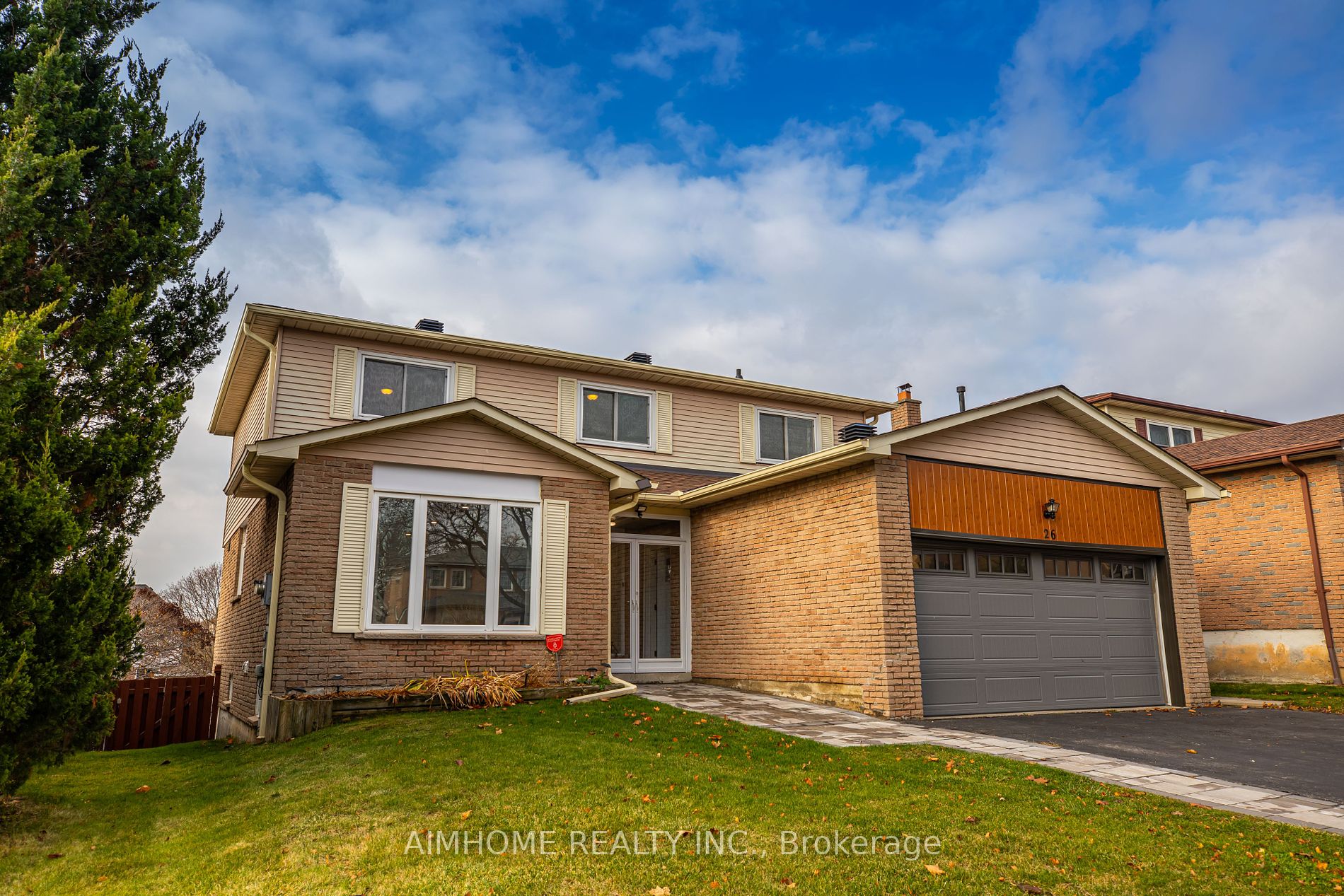 26 Hawkstone Cres