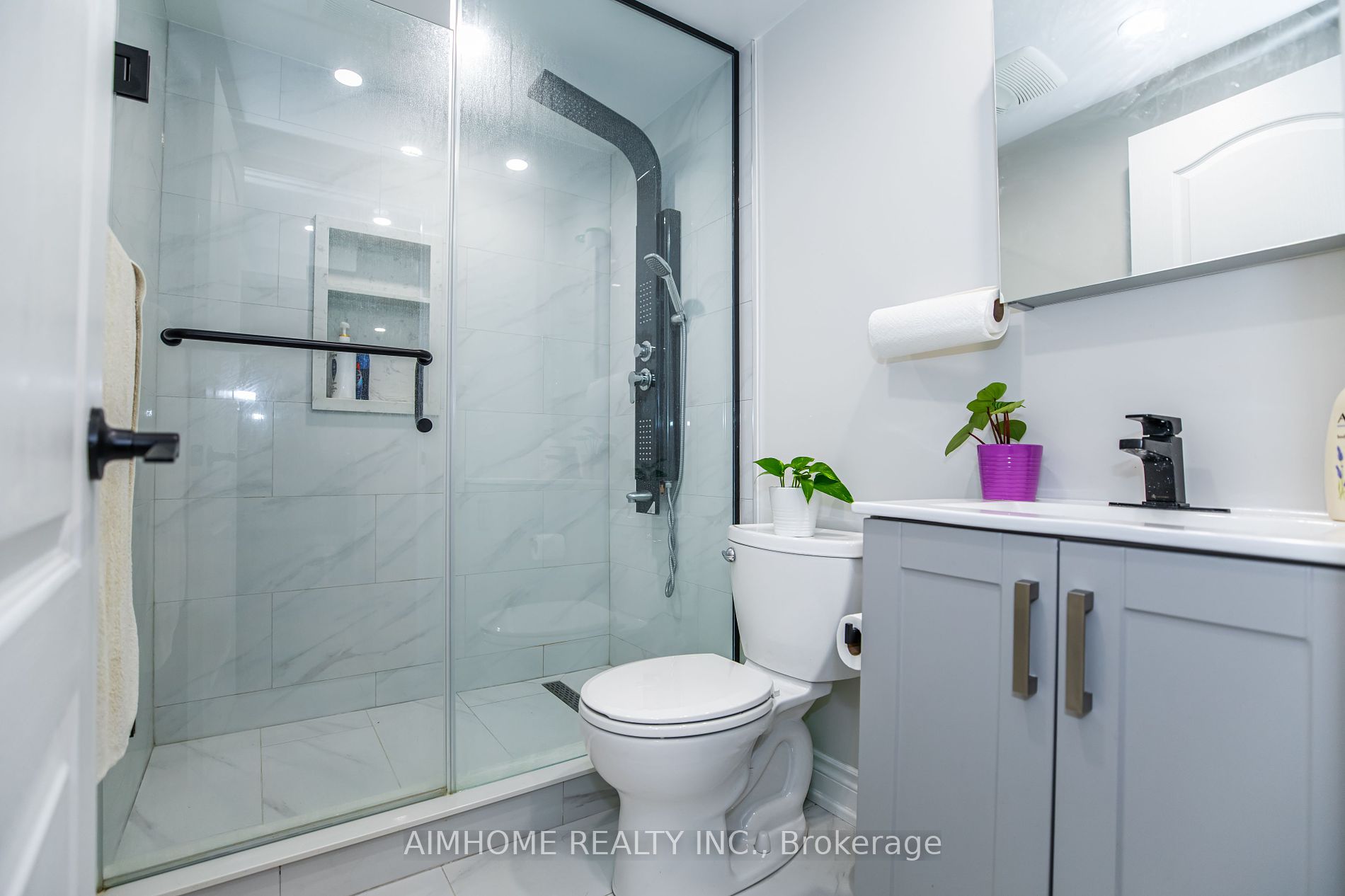 26 Hawkstone Cres