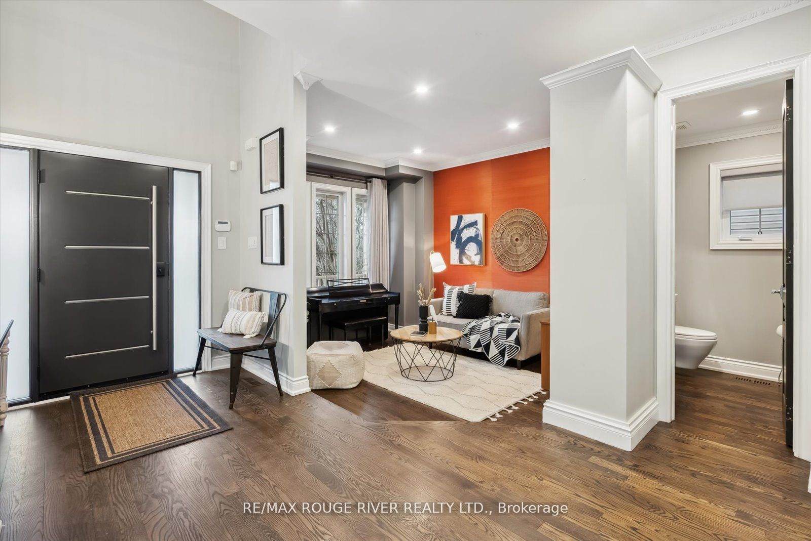 24 Knox Crescent