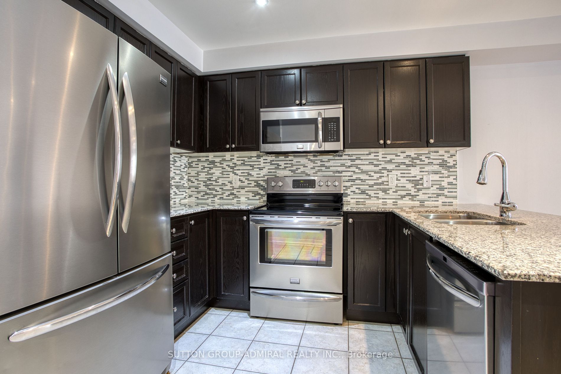 85 Sidney Rundle Avenue