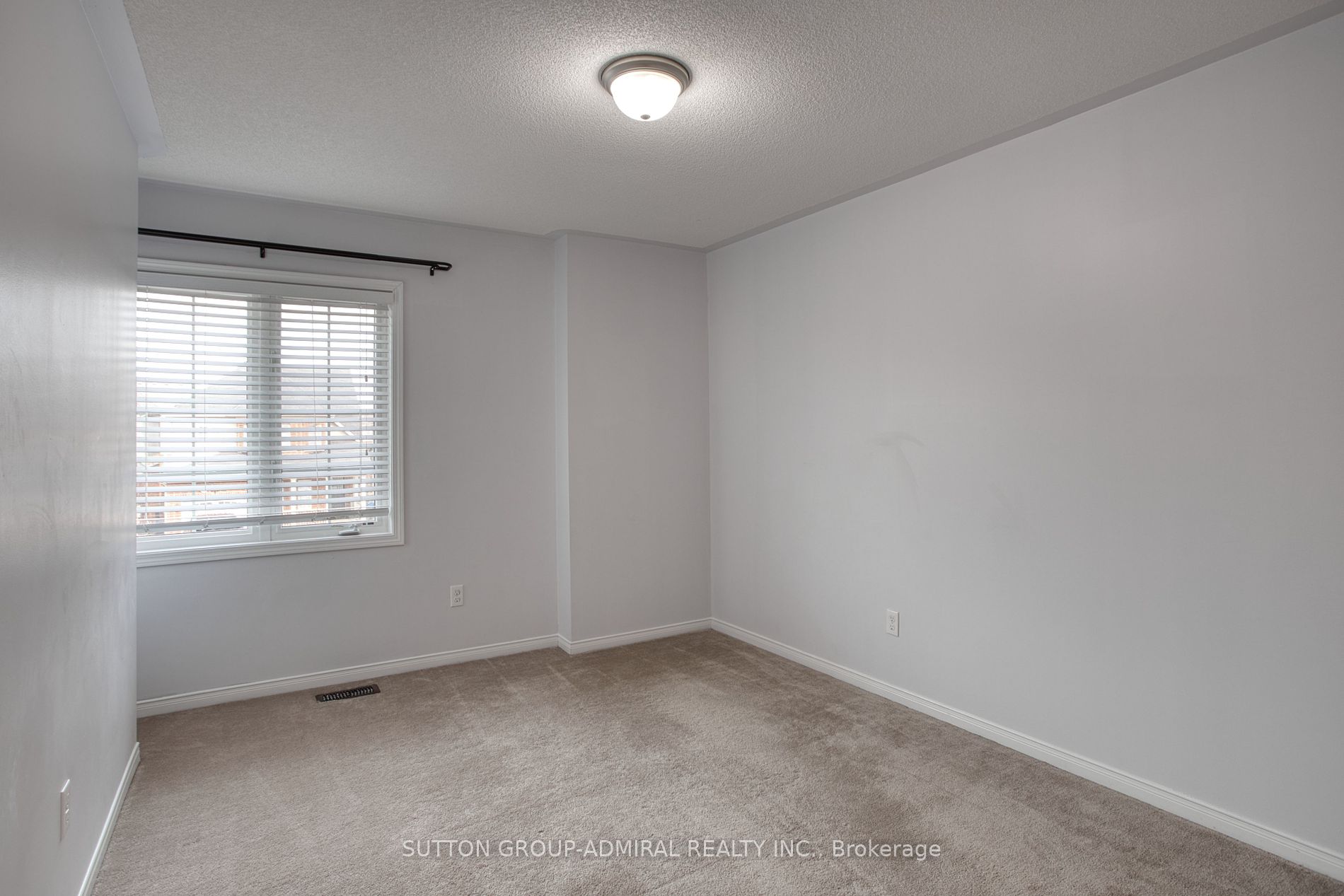 85 Sidney Rundle Avenue