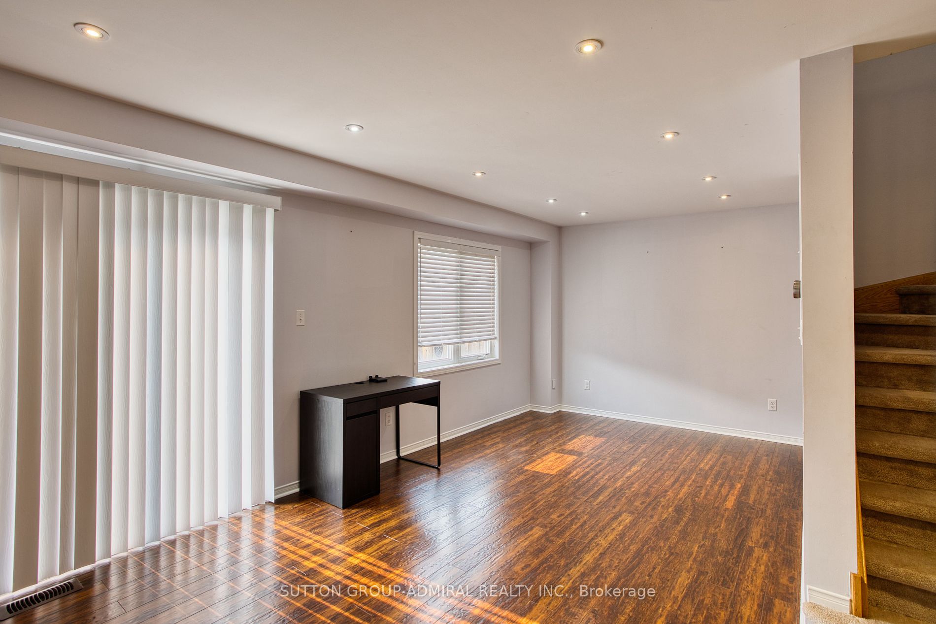 85 Sidney Rundle Avenue
