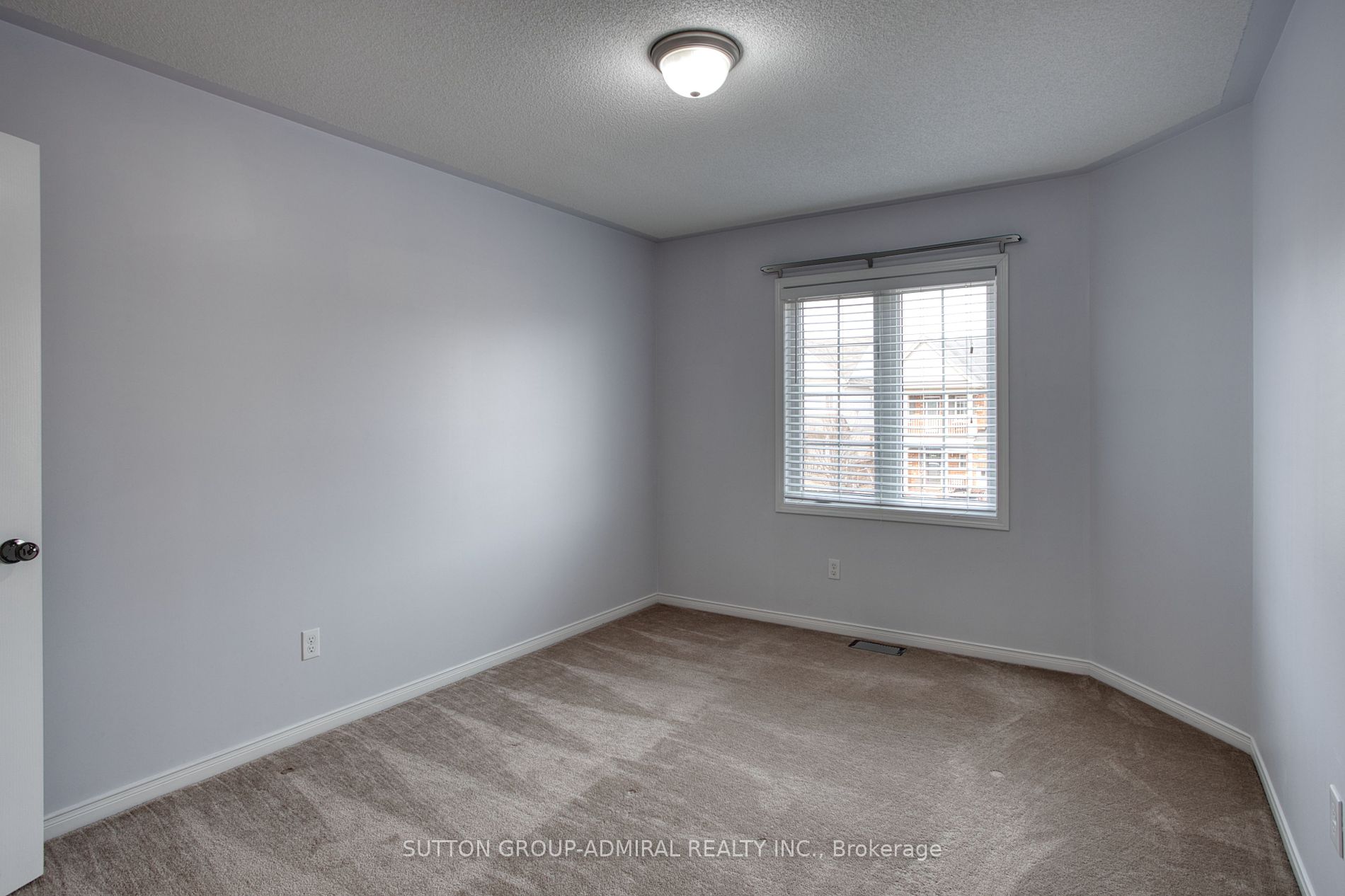 85 Sidney Rundle Avenue