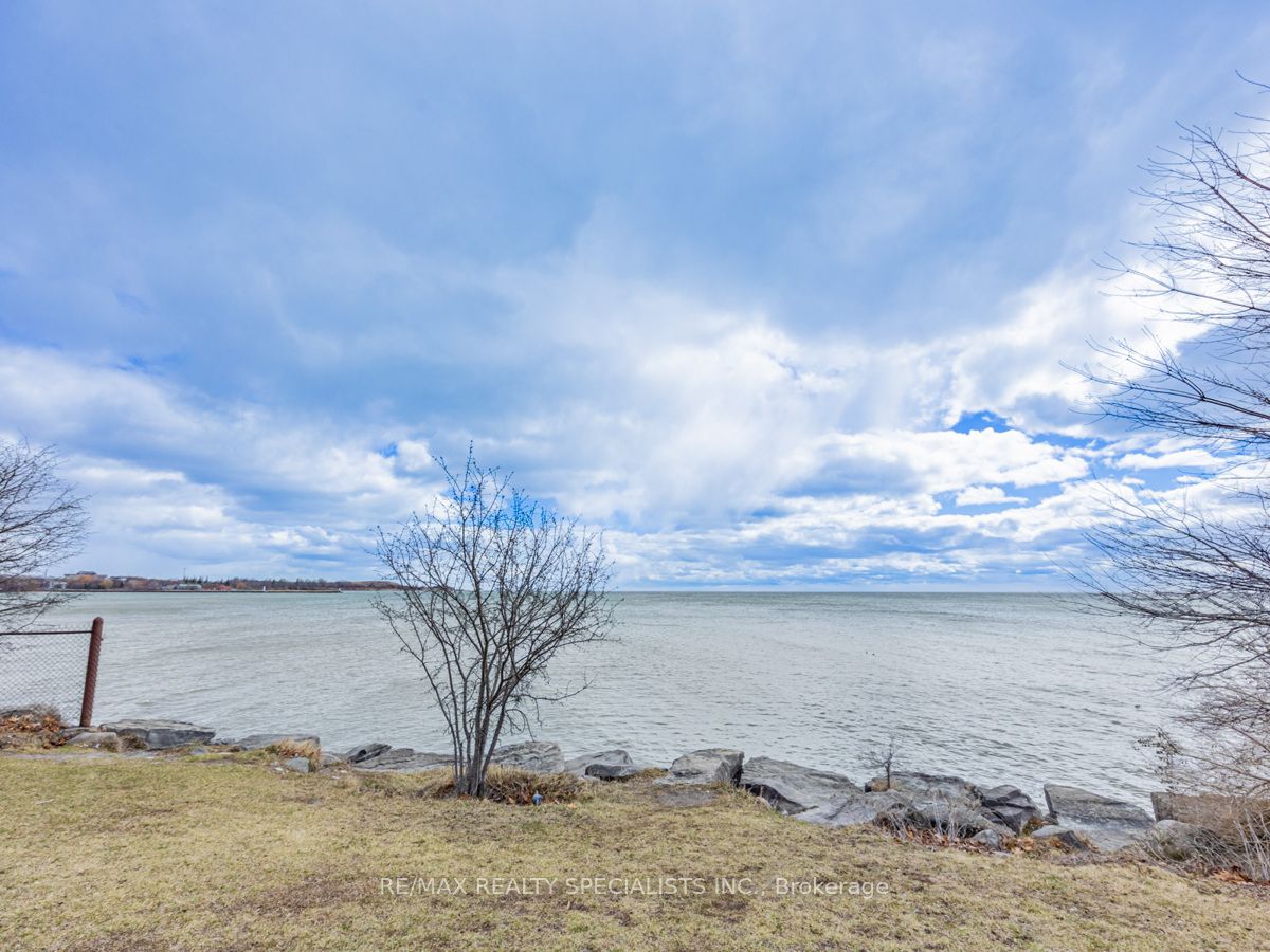 670 Gordon St, #202