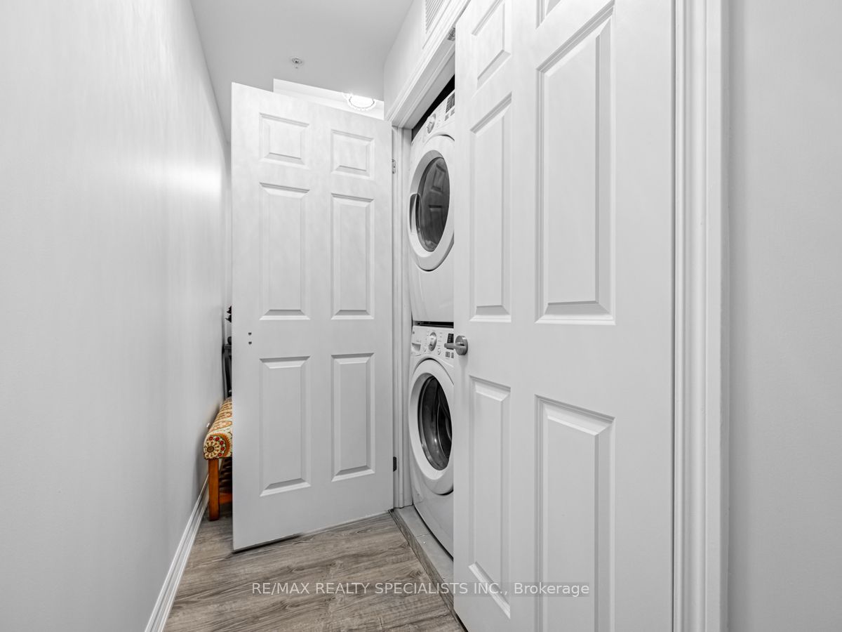 670 Gordon St, #202