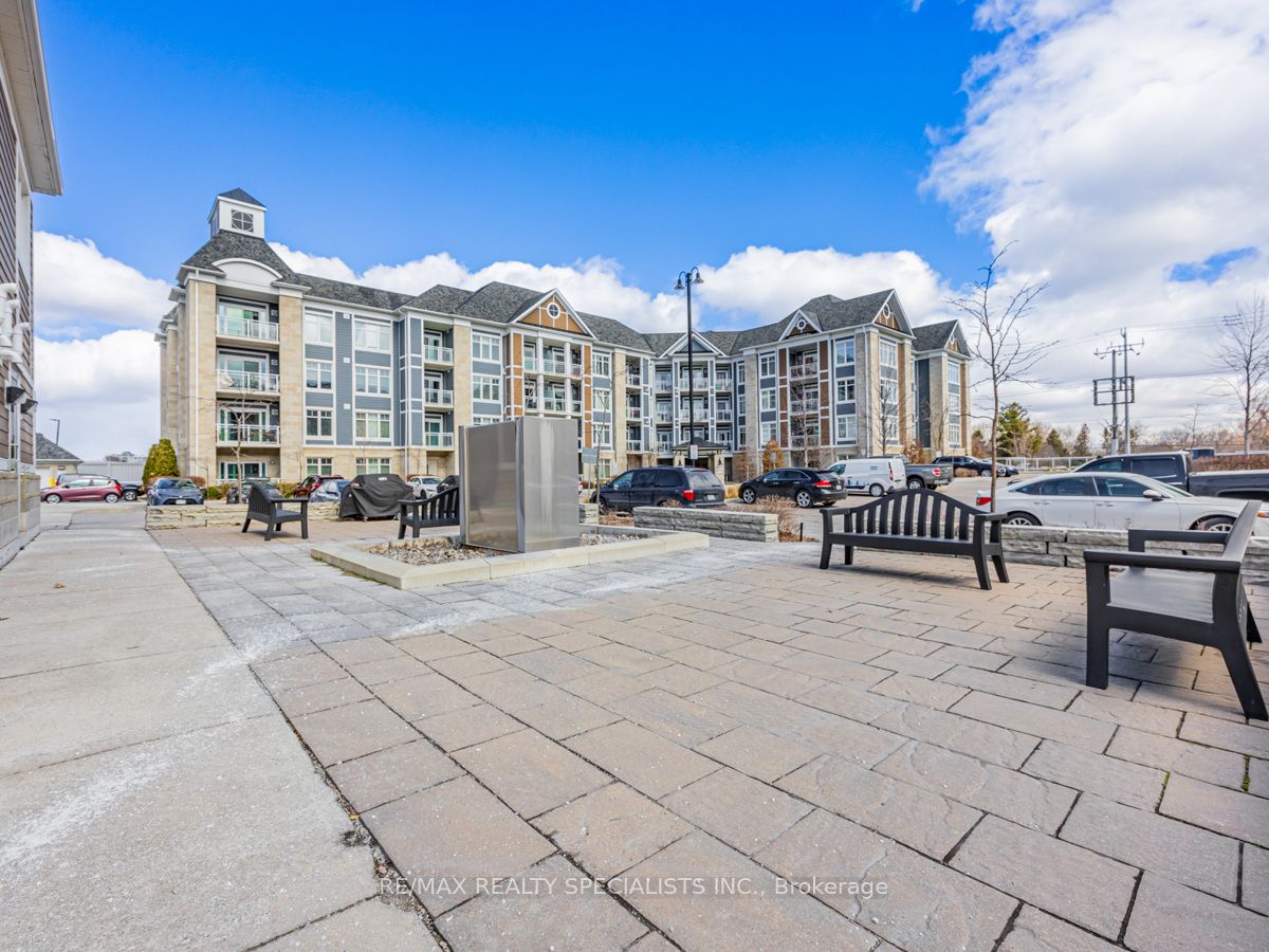 670 Gordon St, #202