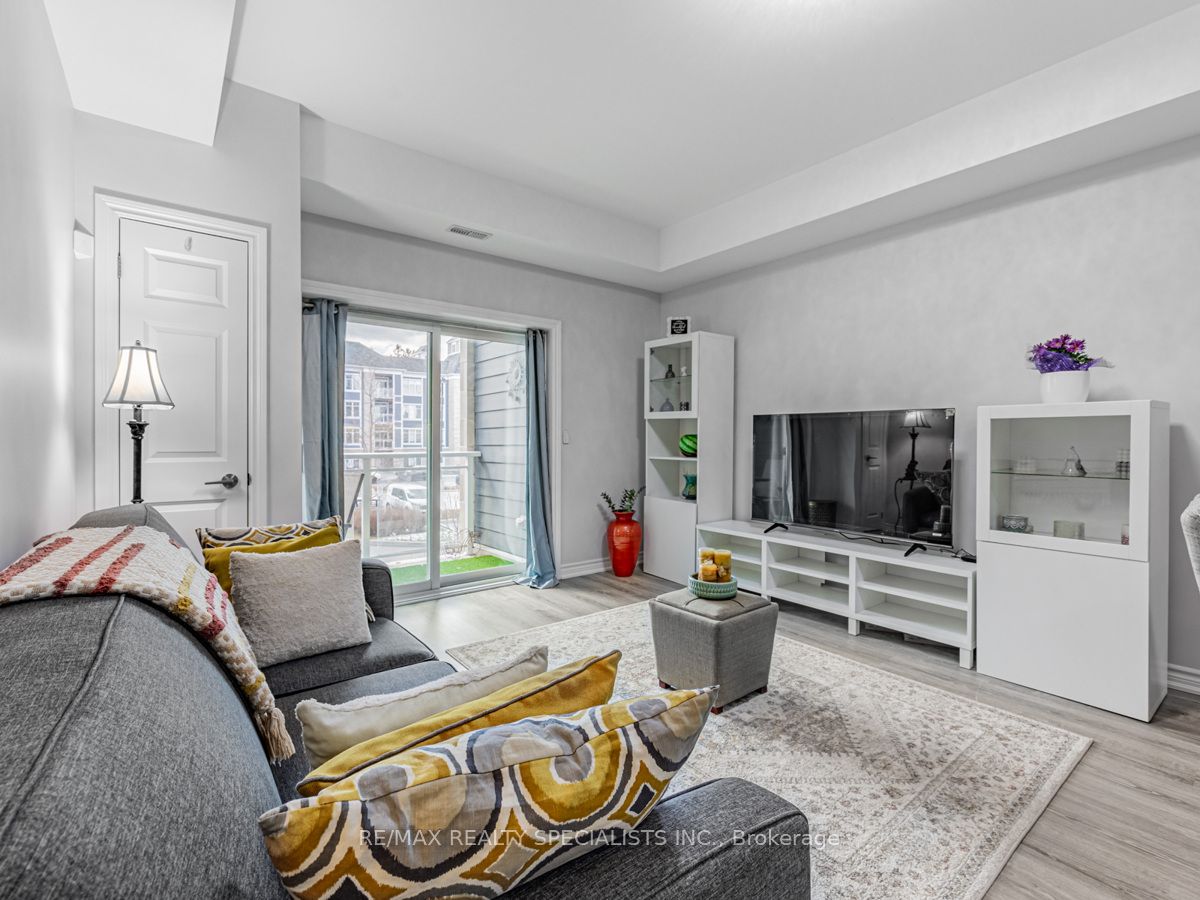 670 Gordon St, #202
