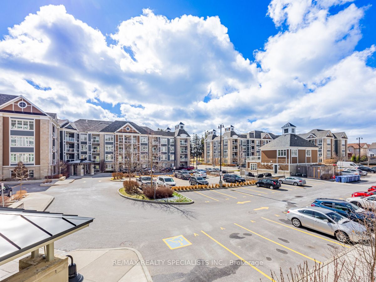 670 Gordon St, #202