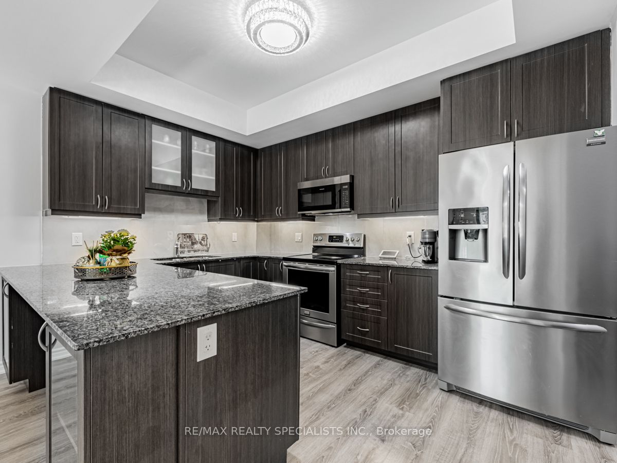 670 Gordon St, #202