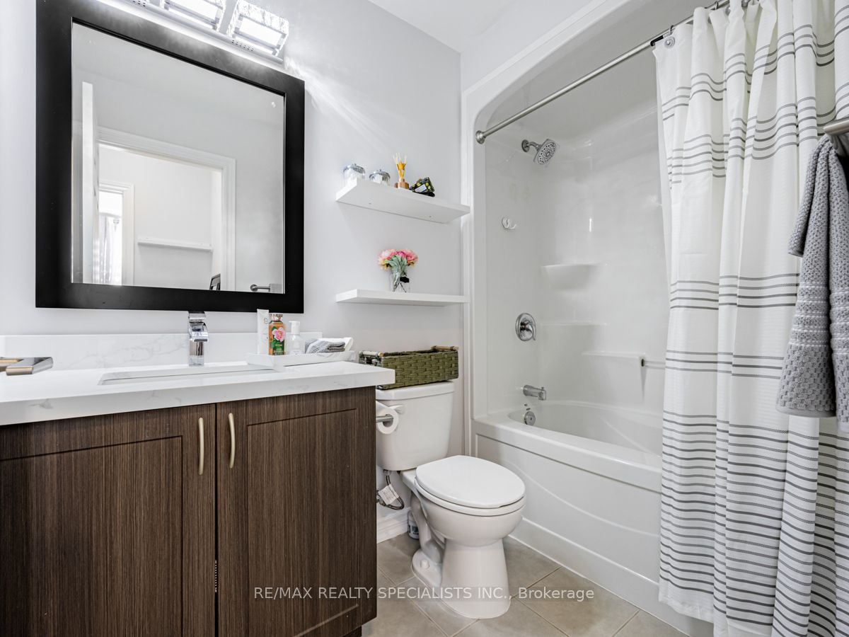 670 Gordon St, #202