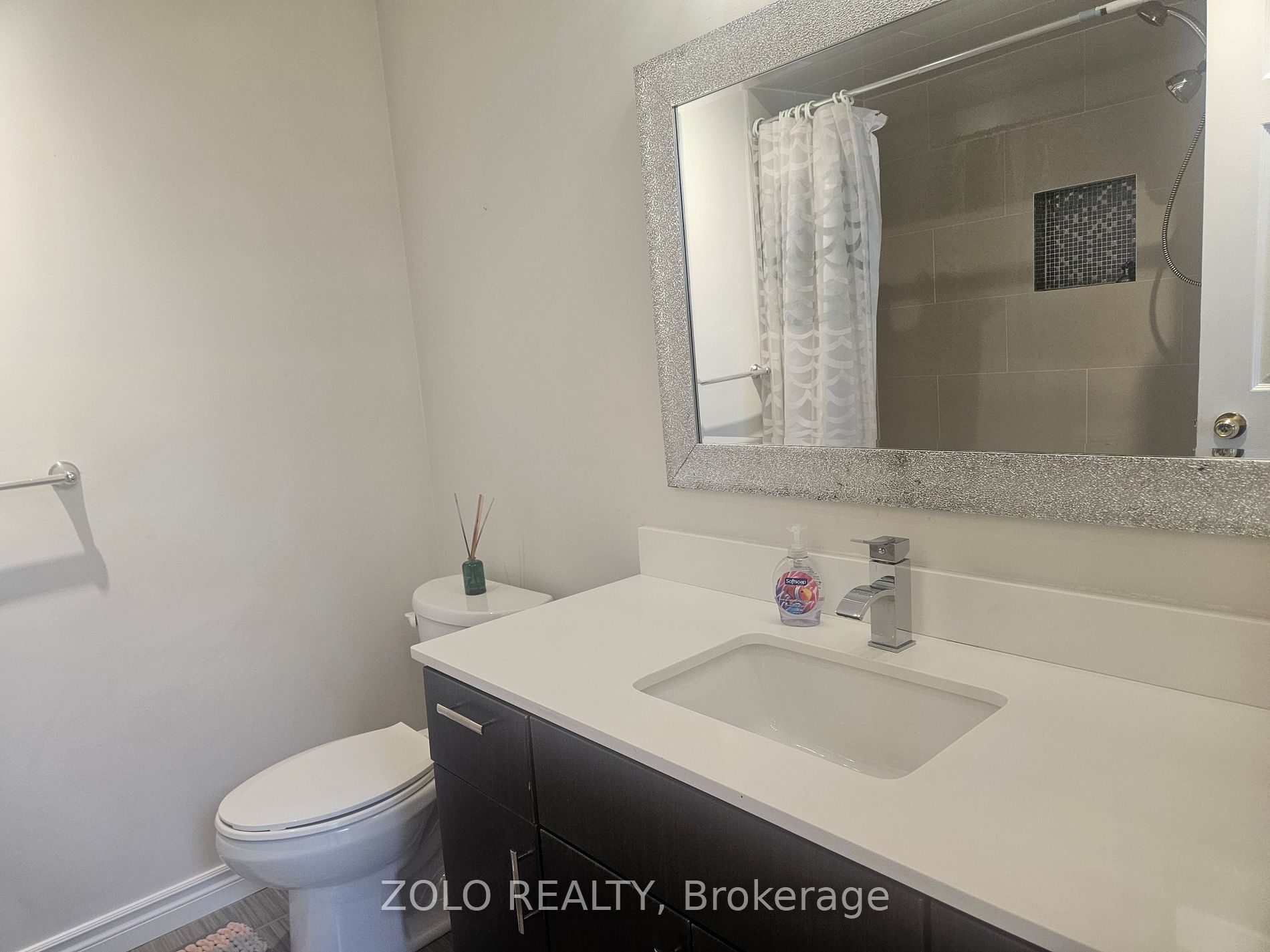 282 Lawson St