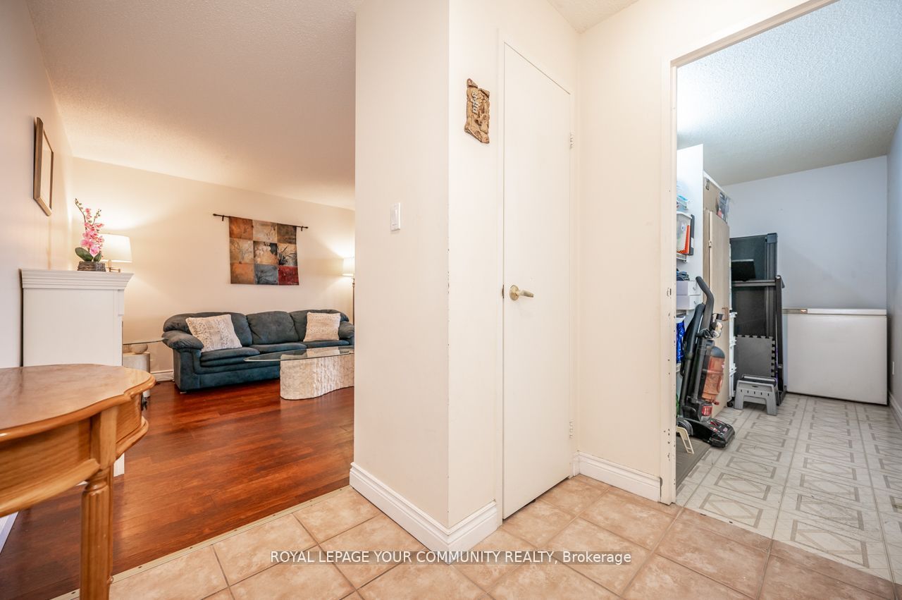1665 Victoria Park Ave, #1106