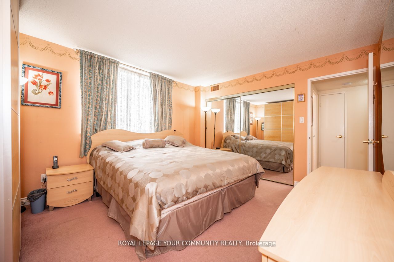 1665 Victoria Park Ave, #1106