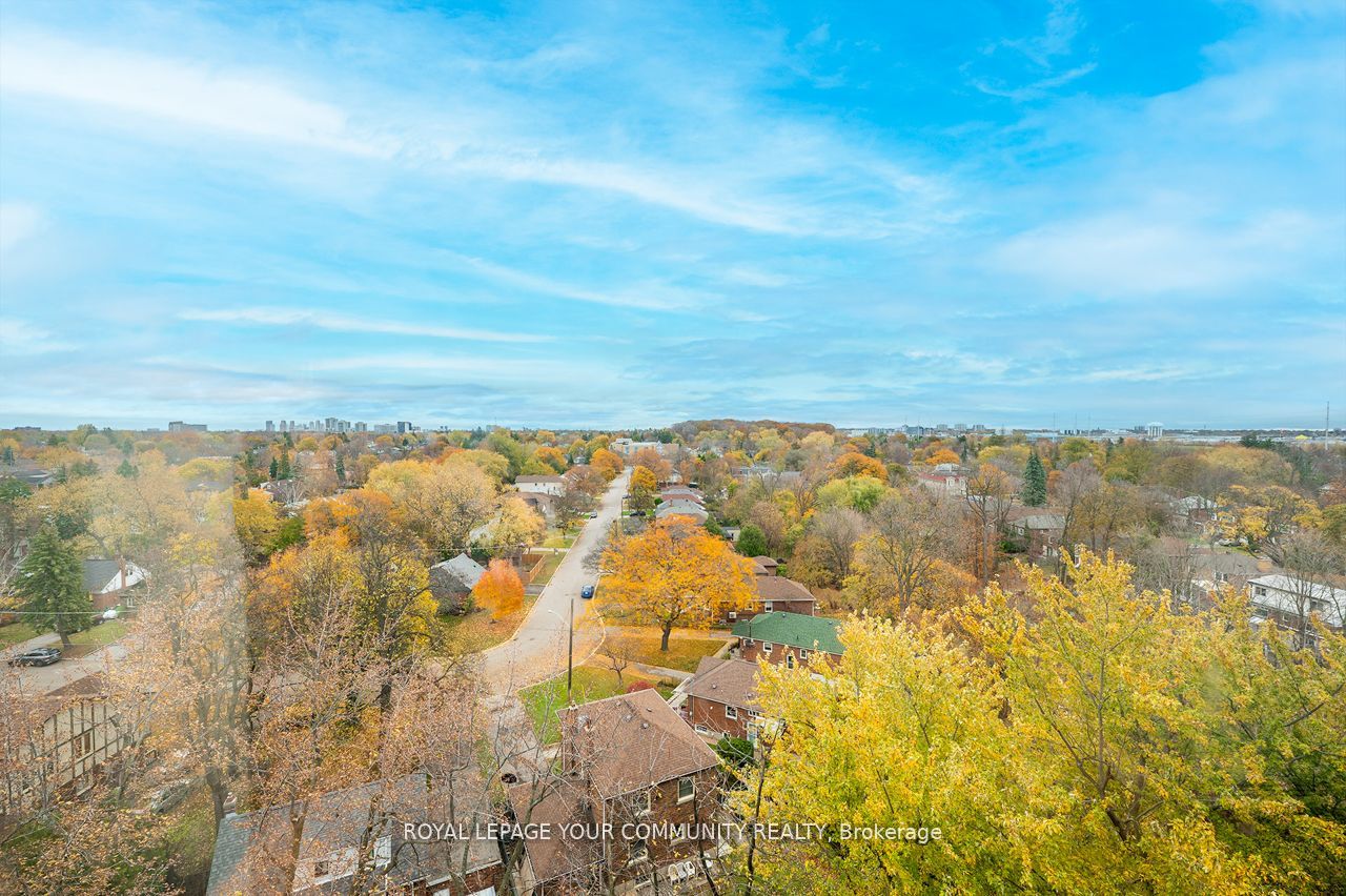 1665 Victoria Park Ave, #1106