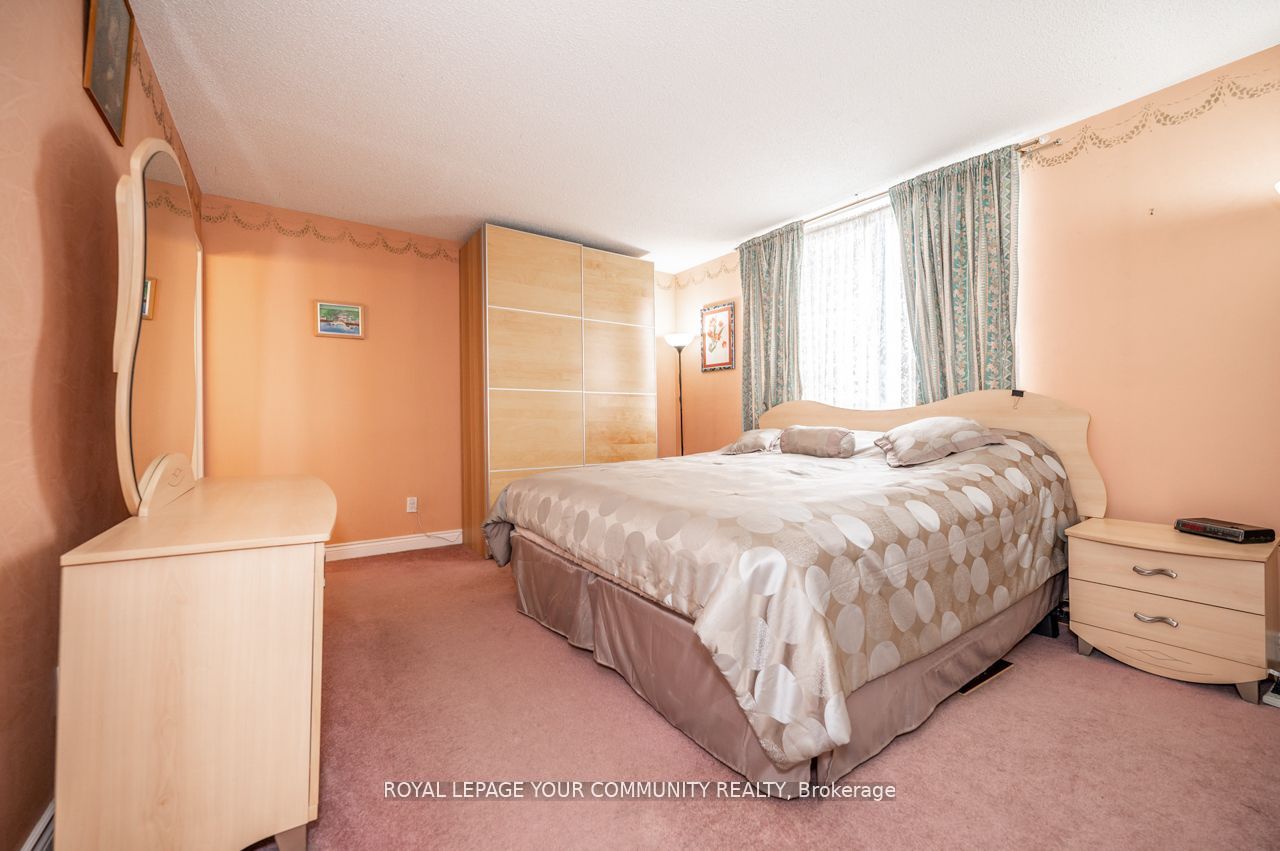 1665 Victoria Park Ave, #1106