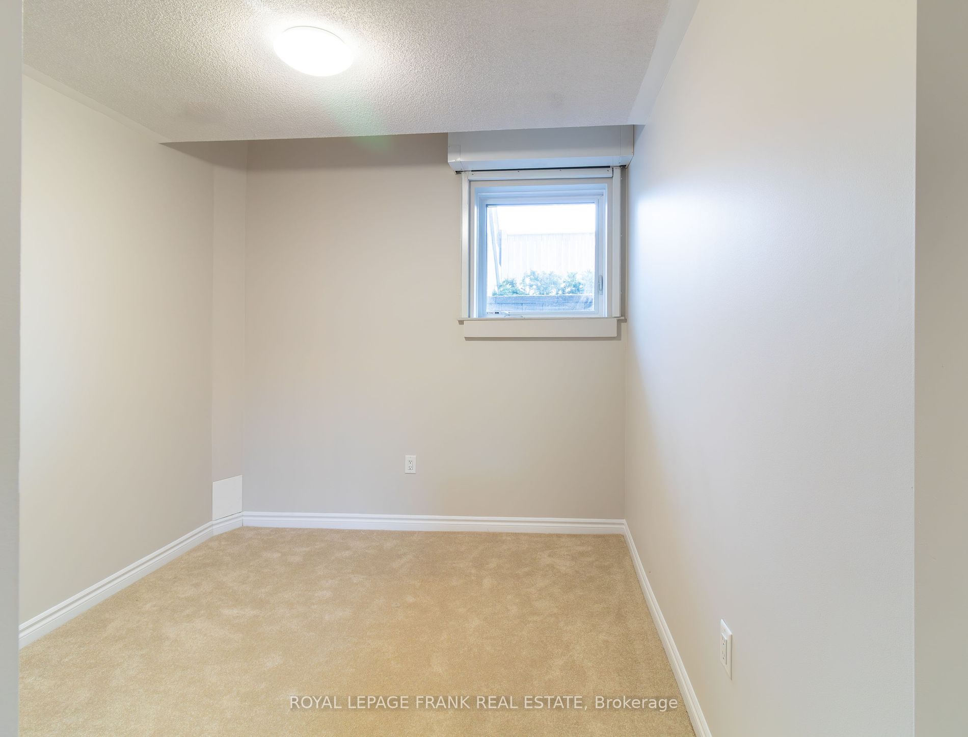 470 Beresford Path, #12